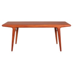 Danish Modern Oblong Coffee Table of Teak Made by Danish Cabinetmaker 1960s