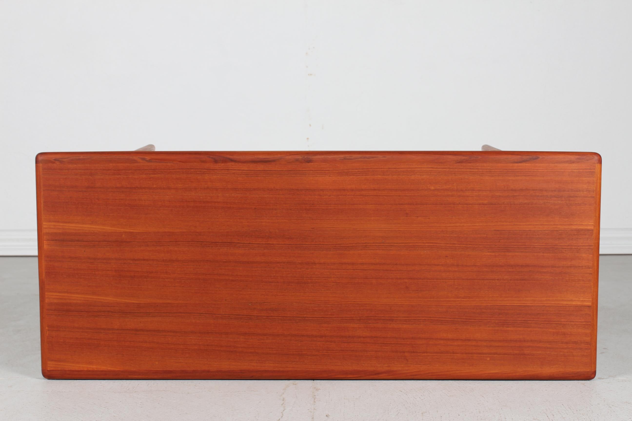 Mid-Century Modern Danish Modern Oblong Coffee Table of Teak Made by Danish Cabinetmaker 1960s