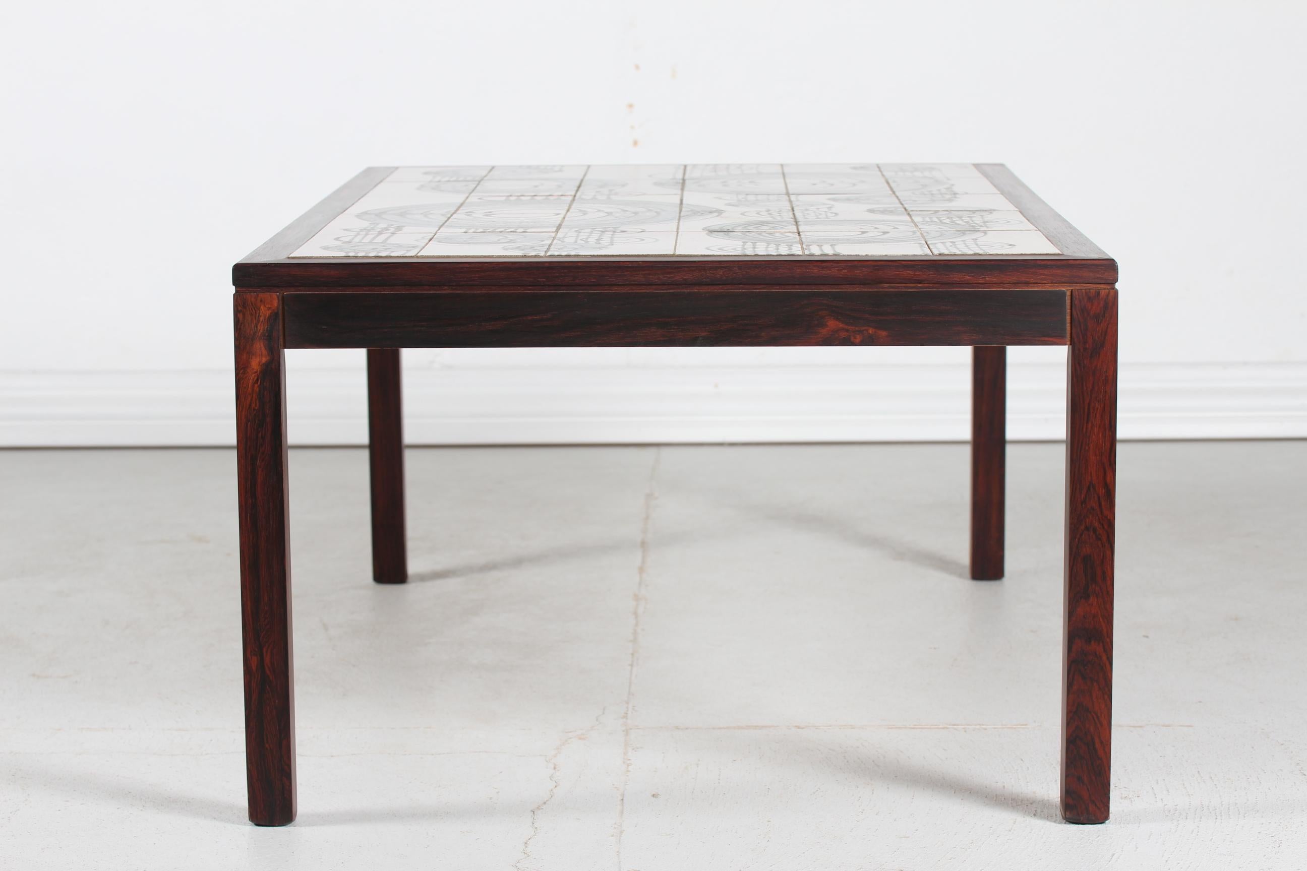 Danois Table basse oblongue danoise moderne avec carreaux en céramique de L. Hjorth, années 1960 en vente