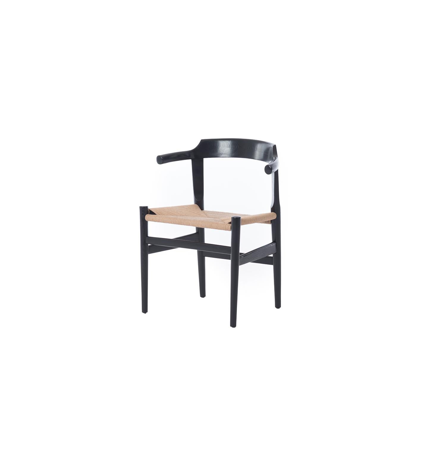Dänischer moderner dänischer Beistellstuhl mit gedrechselten Armlehnen (Skandinavische Moderne) im Angebot