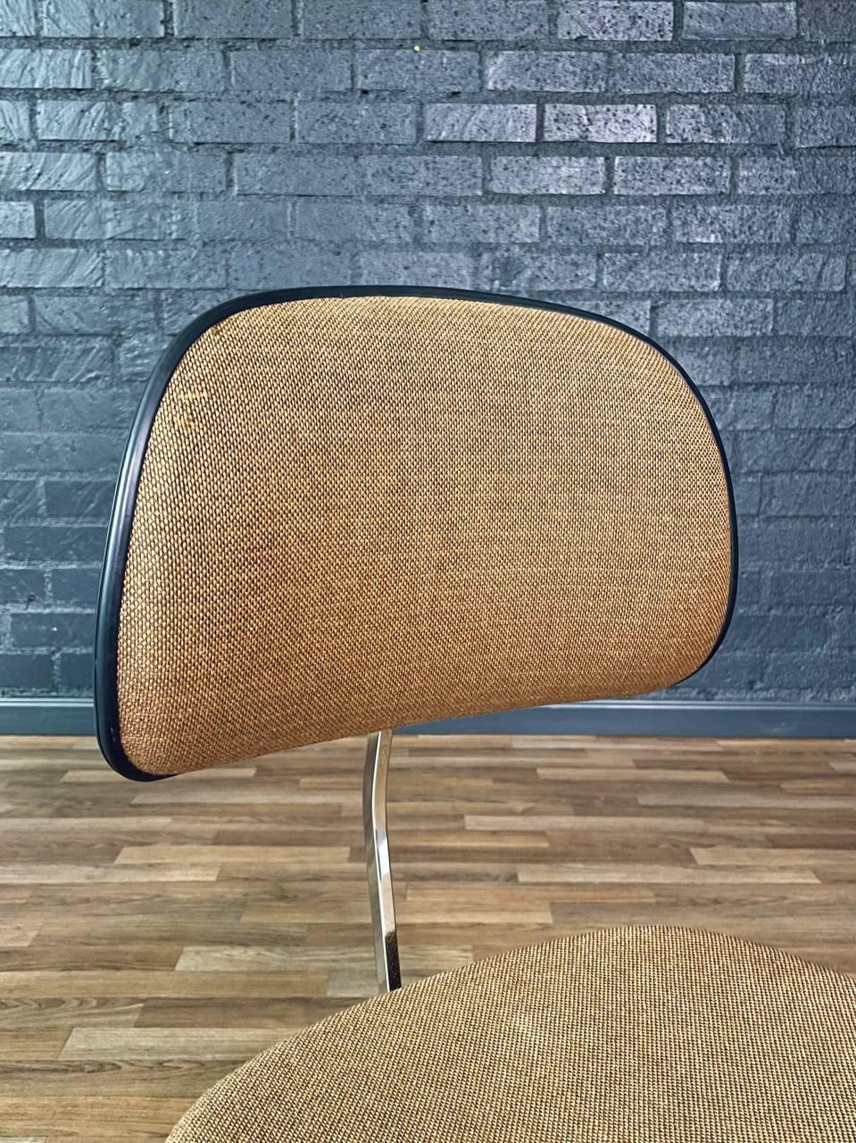 Danish Modern Office Swivel Chair Jorgen Rasmussen for Labofa en Bueno estado para la venta en Los Angeles, CA