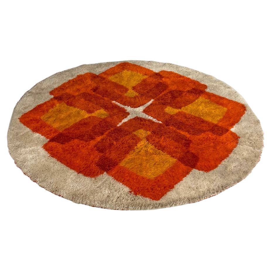 Tapis rond danois moderne orange et rouge Rya par Højer Eksport Wilton, années 1970 en vente