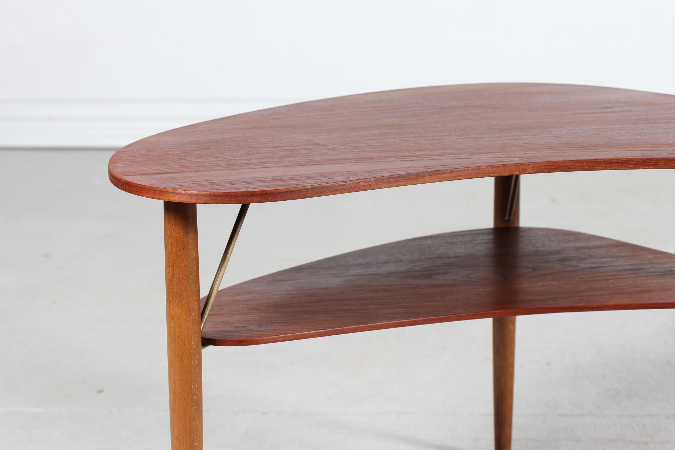 Veneer Danish Modern Organically Shaped Coffee Table of Teak and Beech, Denmark, 1950s For Sale