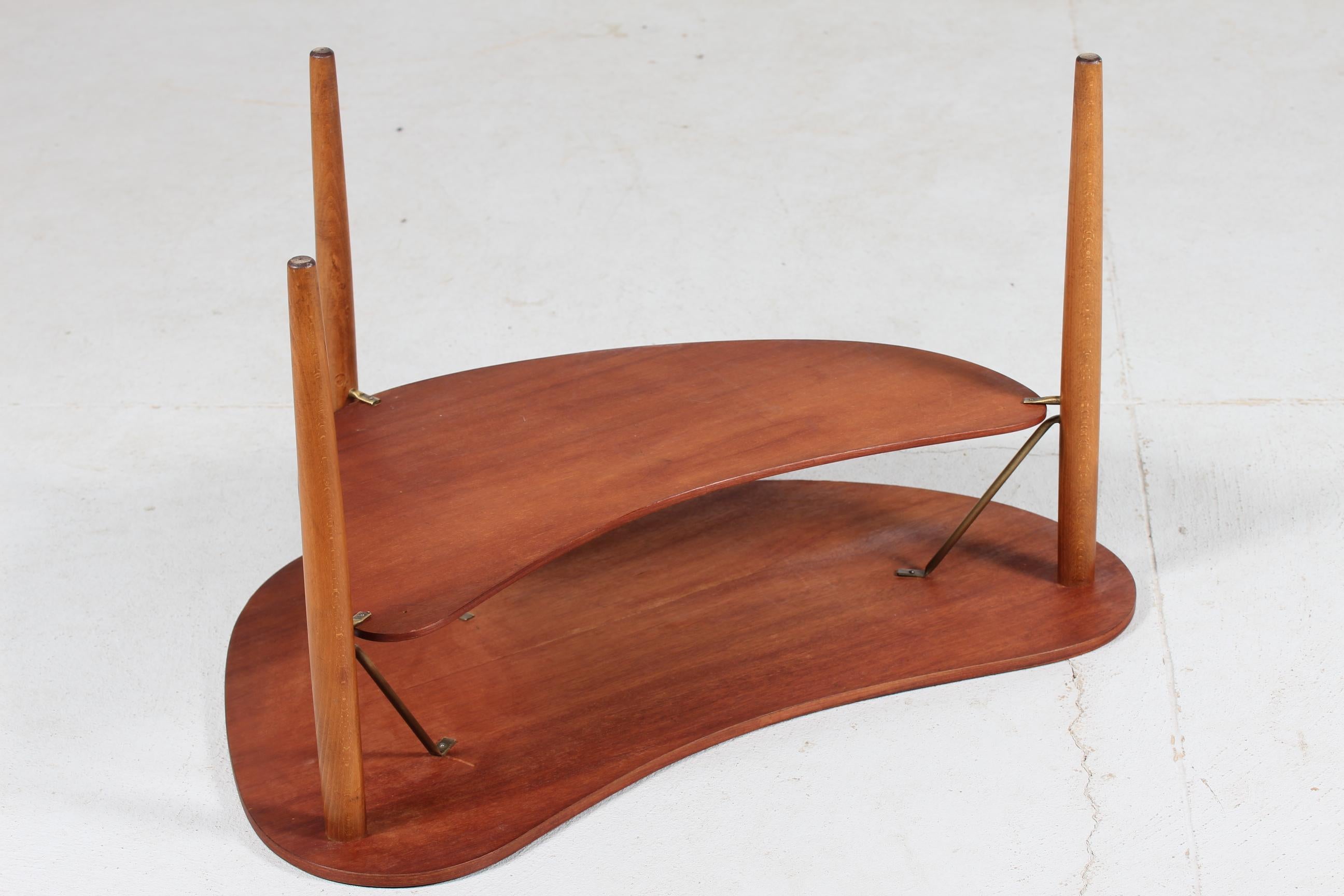 Danish Modern Organically Shaped Coffee Table of Teak and Beech, Denmark, 1950s For Sale 2
