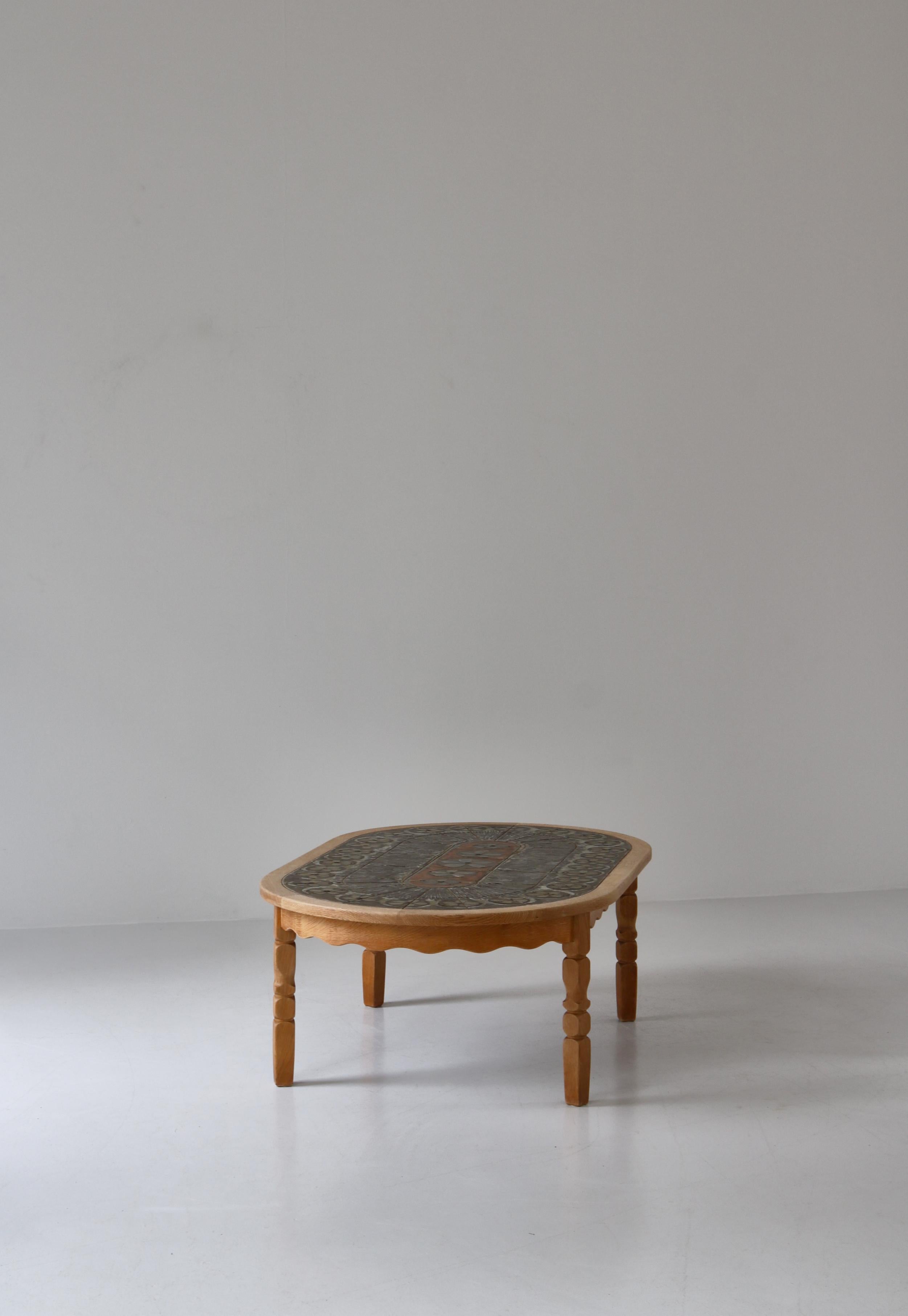 Danish Modern Oval Coffee Table in Oak & Ceramic Tiles by Henry Kjærnulf, 1960s For Sale 4