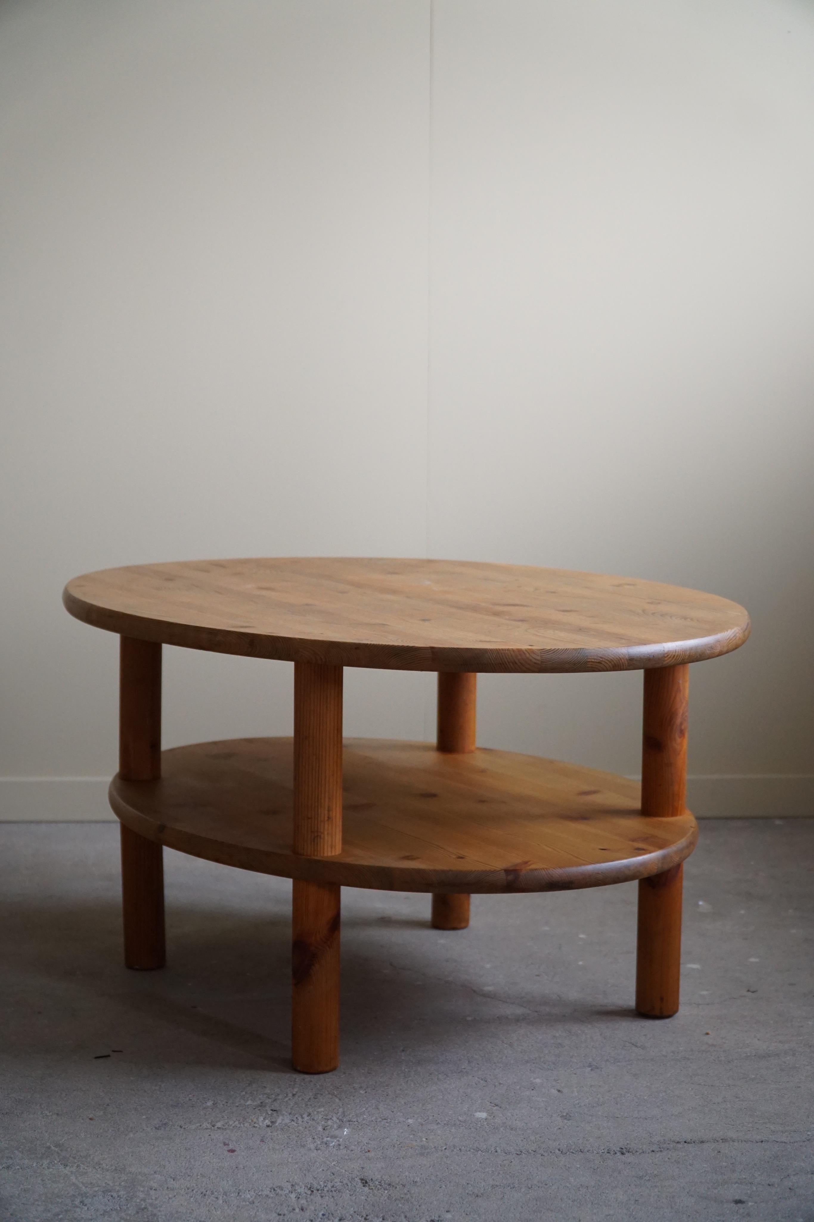 Danish Modern Oval Coffee Table in Solid Pine, Rainer Daumiller, 1970s 8
