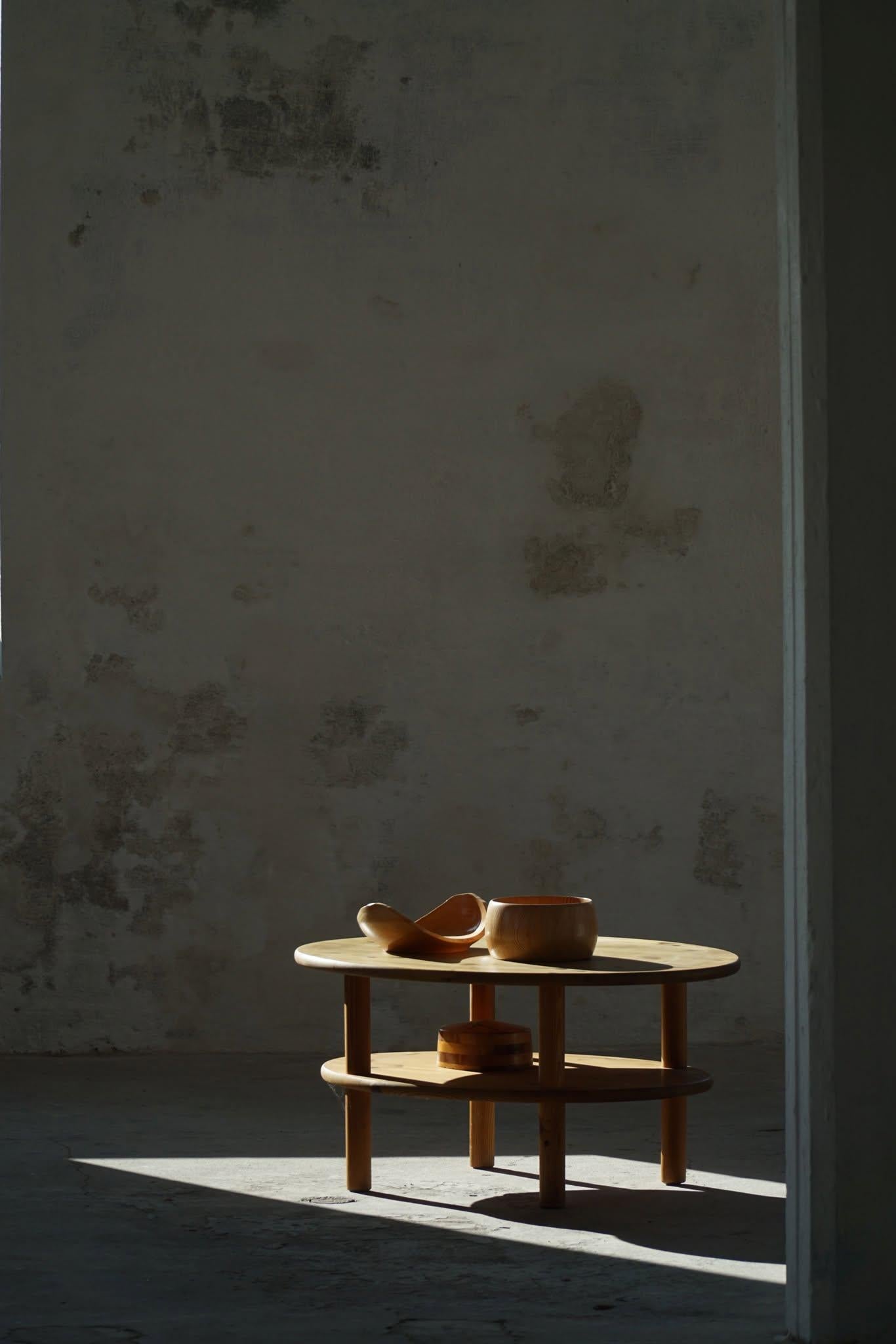 Danish Modern Oval Coffee Table in Solid Pine, Rainer Daumiller, 1970s 8