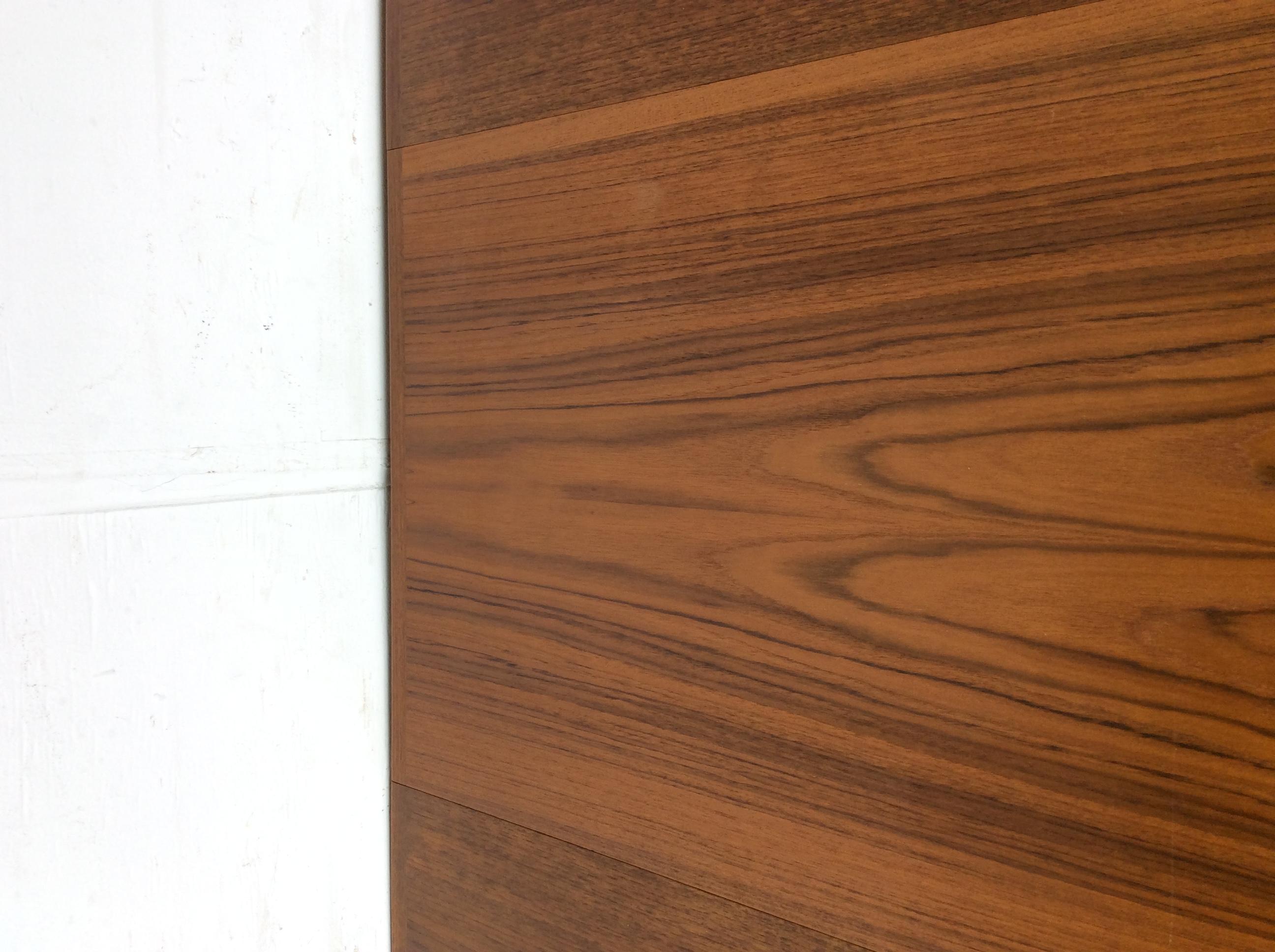 Danish Modern Oval Teak Dining Table with 2 Leaves For Sale 5