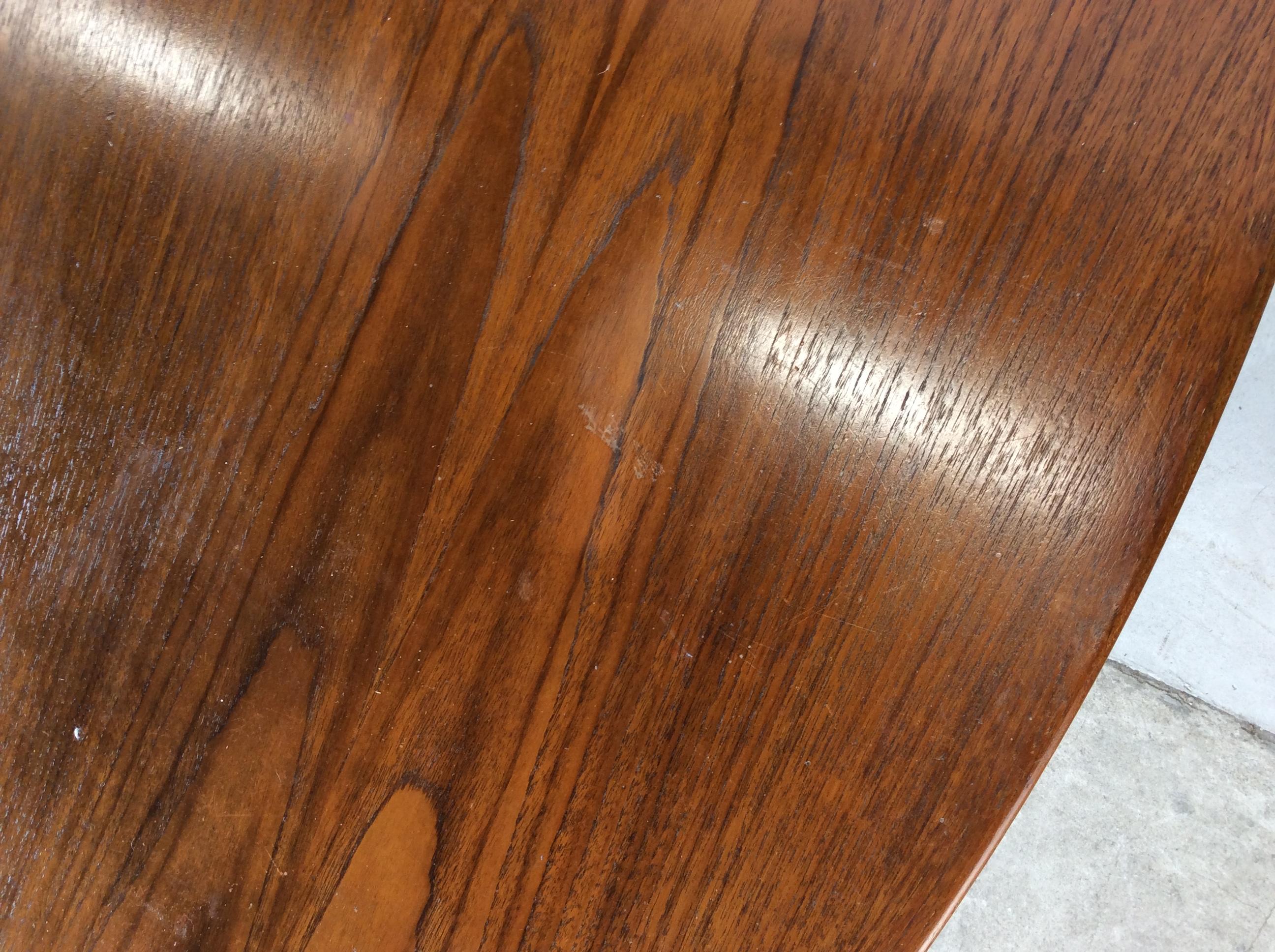 20th Century Danish Modern Oval Teak Dining Table with 2 Leaves For Sale