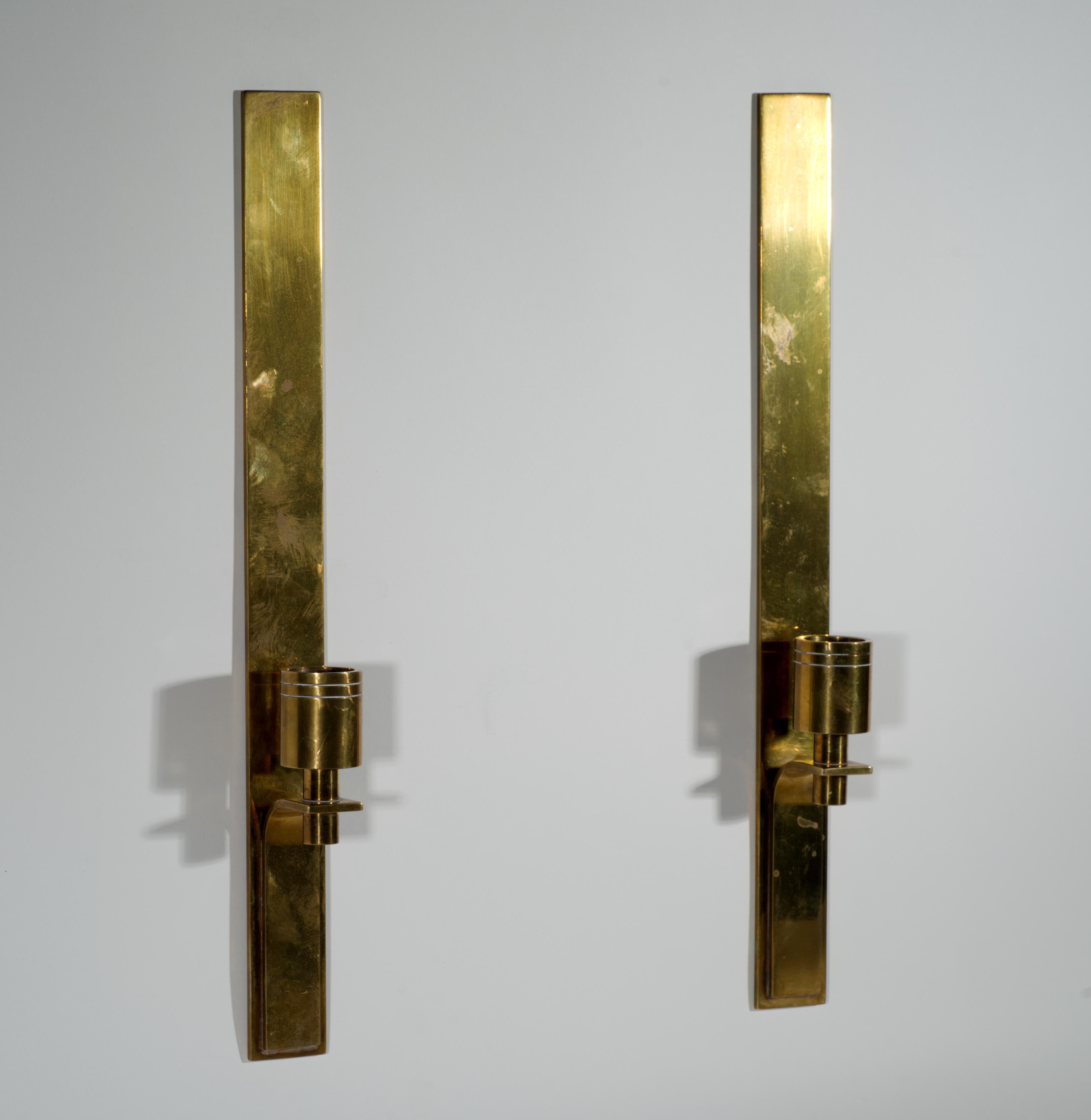 Danish Modern Pair of Brass Wall-Mounted Candle Holders, Dan Present, 1960s In Good Condition In Clifton Springs, NY