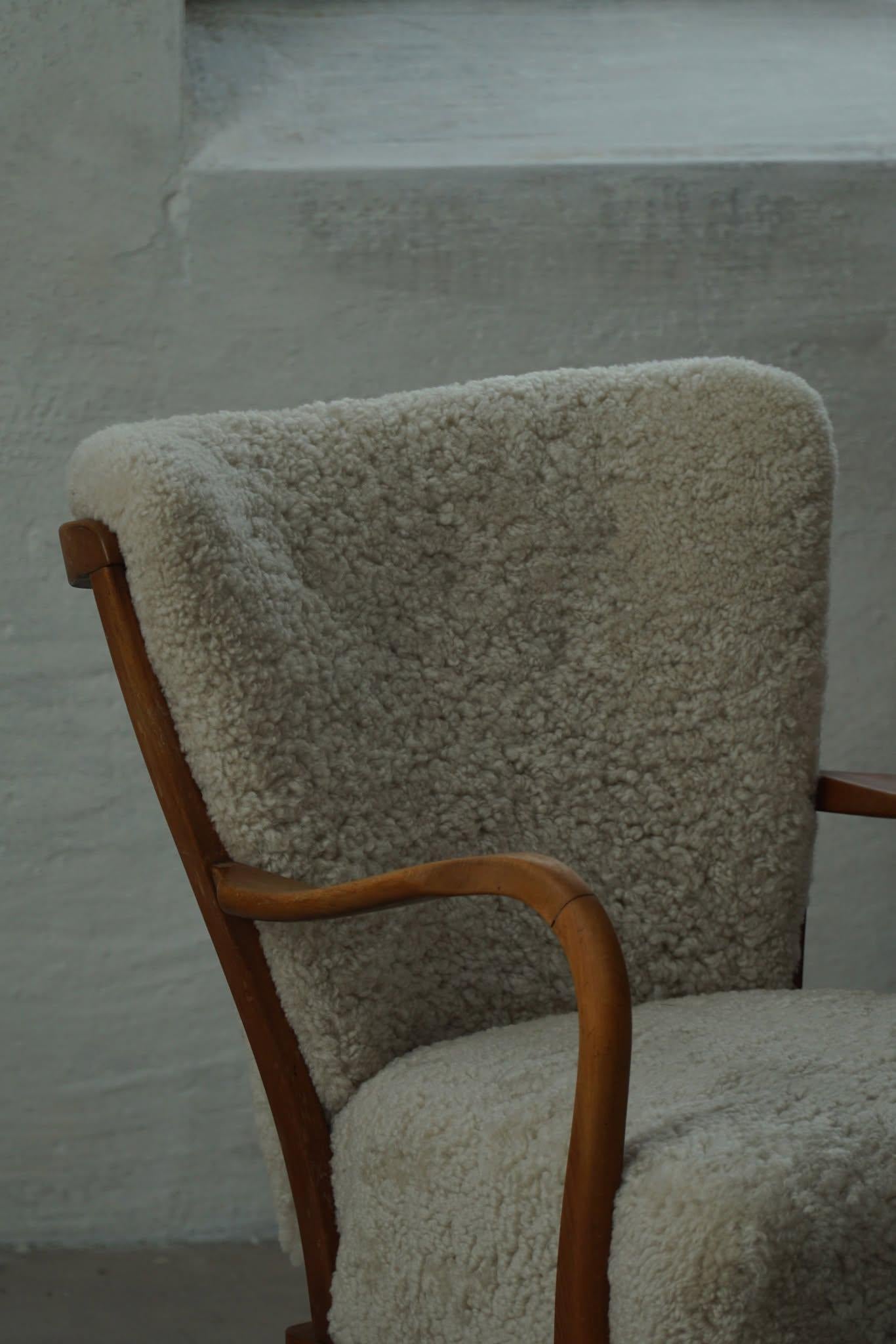 Danish Modern, Pair of Easy Chairs, Beech & Lambswool, Alfred Christensen, 1940s 3