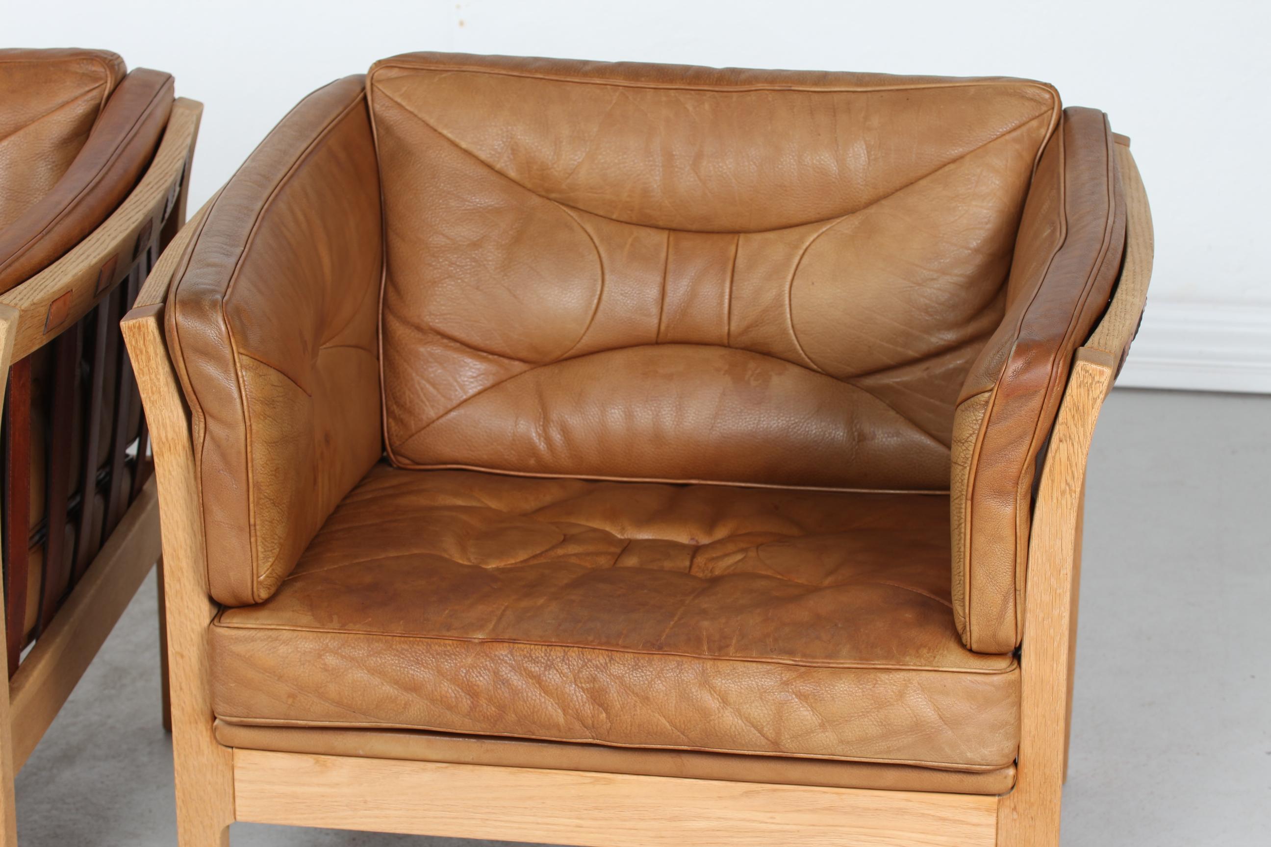 Mid-Century Modern Danish Modern Pair of Easy Chairs Made of Oak and with Leather Cushions
