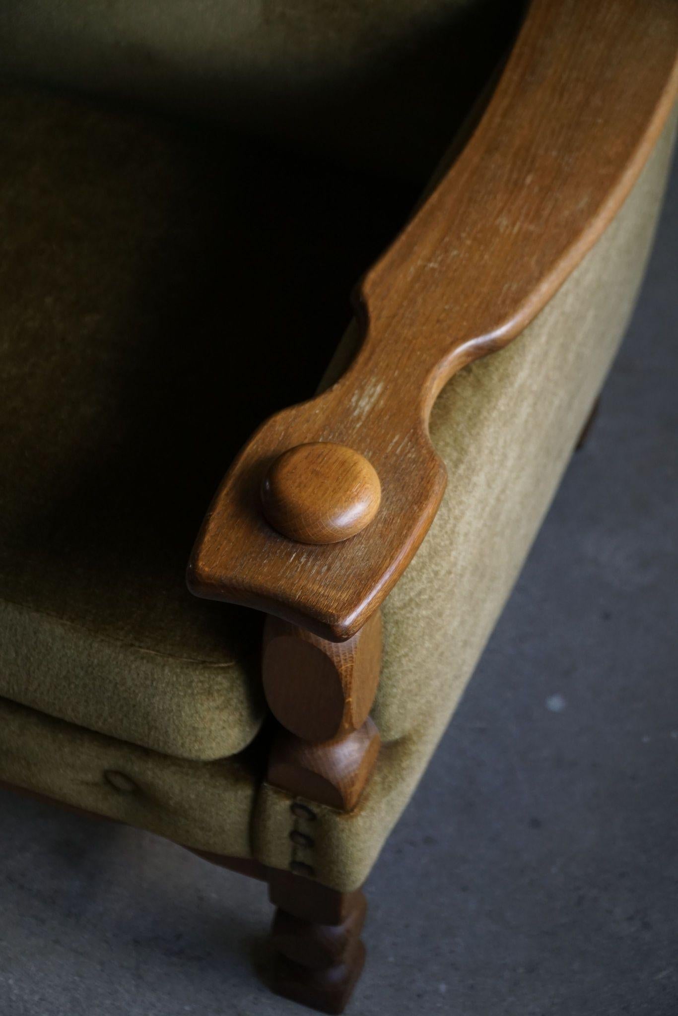 Paire de chaises longues à dossier haut dans le style de Henning Kjærnulf, 1960, The Moderns en vente 6