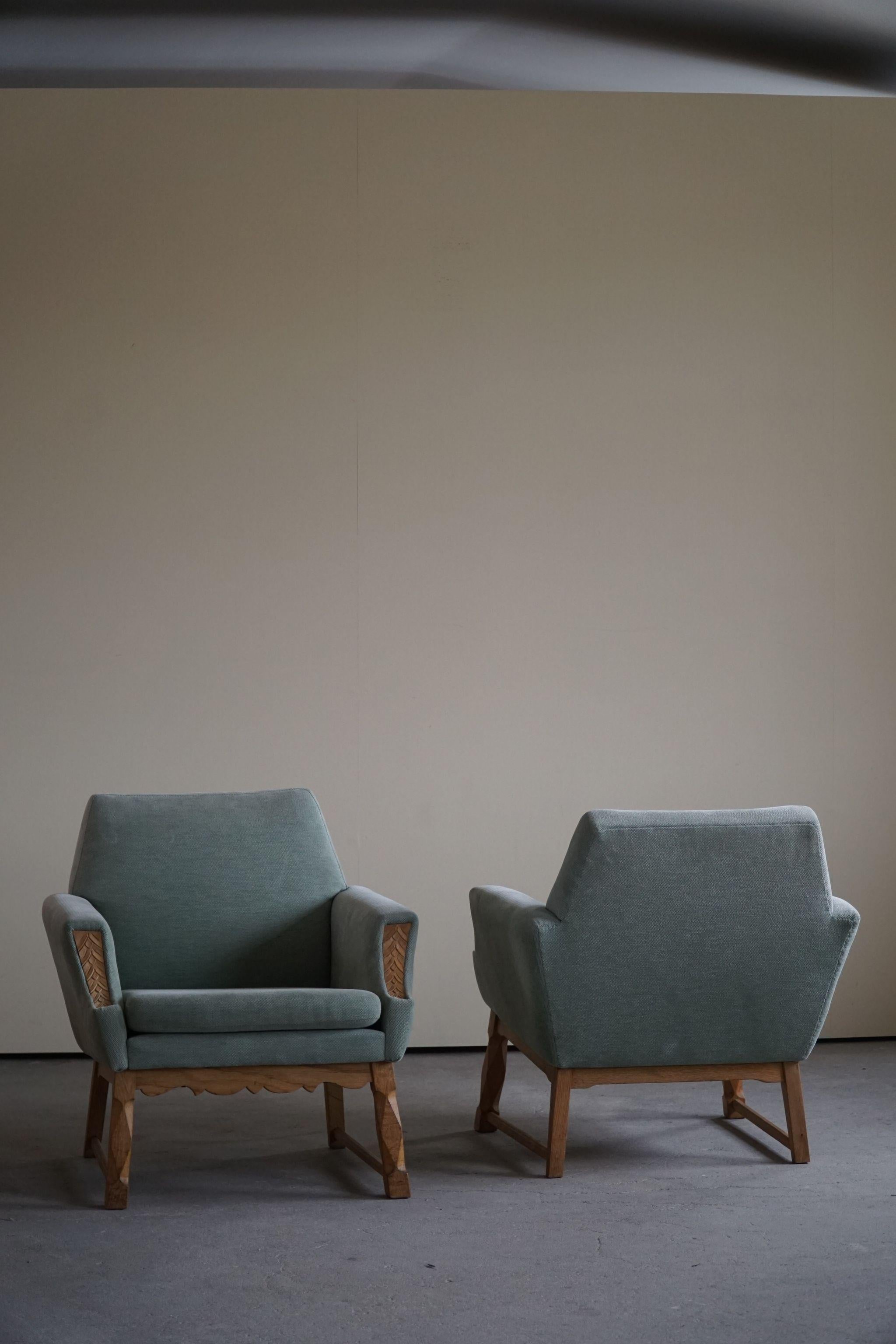 Danish Modern Pair of Lounge Chair, Turquoise Velvet & Oak, Cabinetmaker, 1960s 4