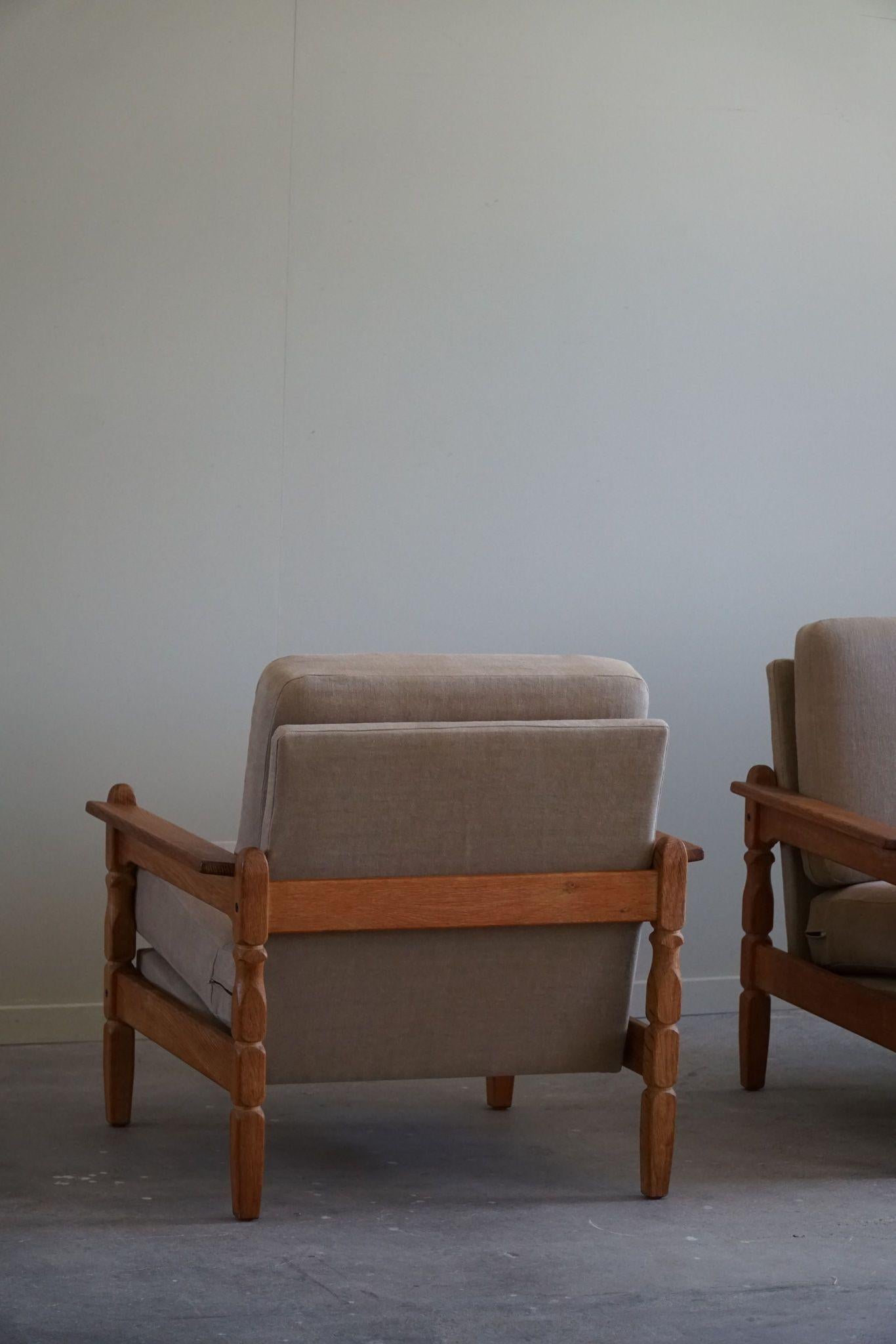 Danish Modern, Pair of Lounge Chairs in Oak & Linen, Henning Kjærnulf, 1960s For Sale 12