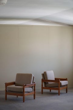 Modernismo danés, Pareja de sillas de salón en roble y lino, Henning Kjærnulf, años 60