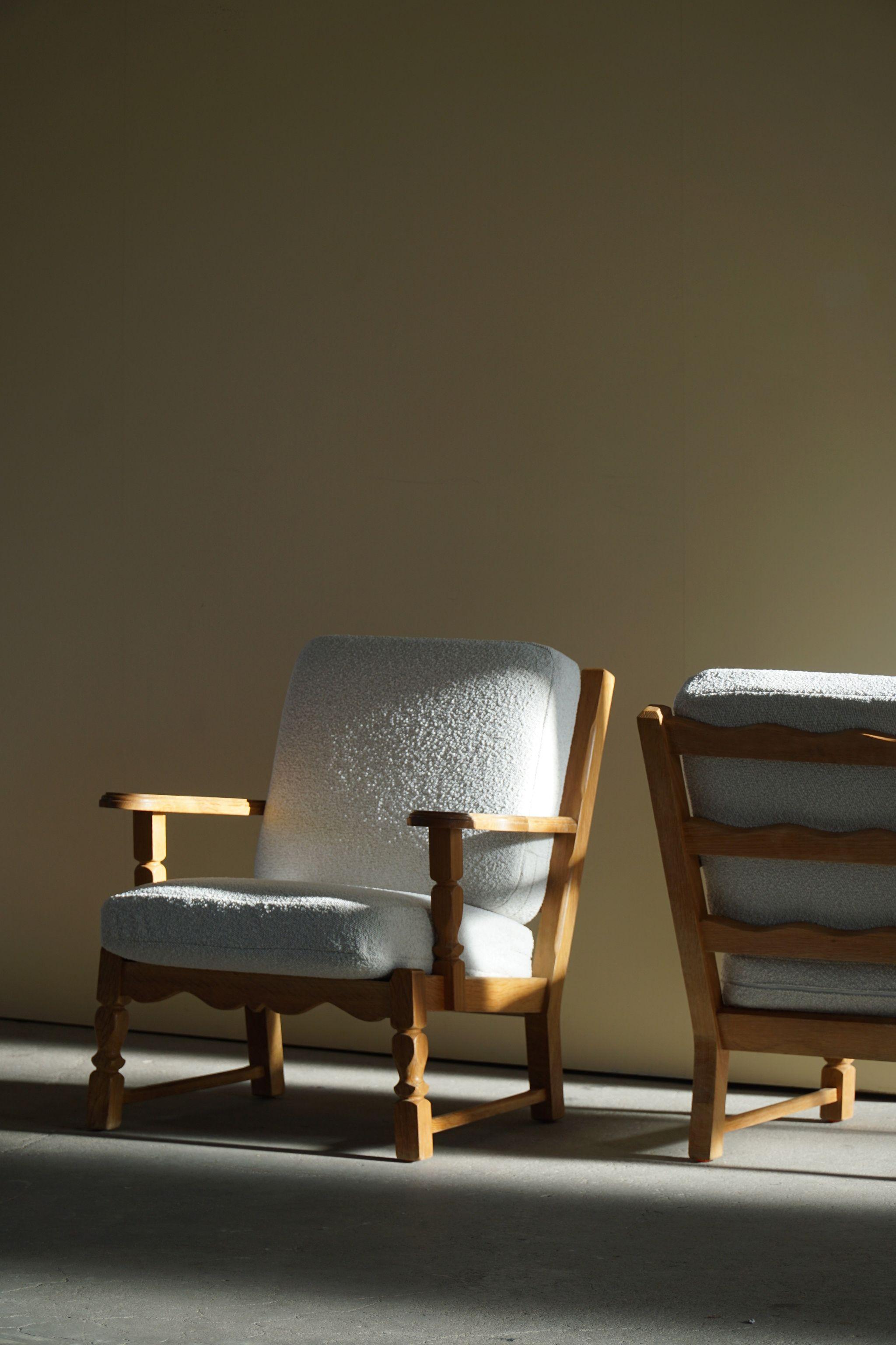 Danish Modern Pair of Lounge Chairs in Oak & Reupholstered in Bouclé, 1960s 12