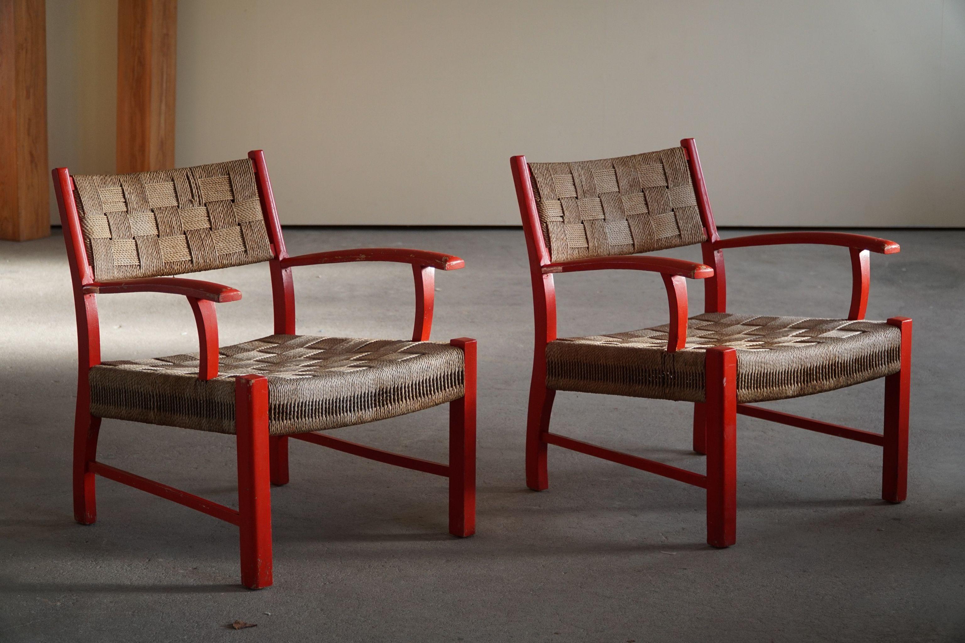 Danish Modern Pair of Lounge Chairs in Seagrass, by Fritz Hansen, 1930-1940s 2