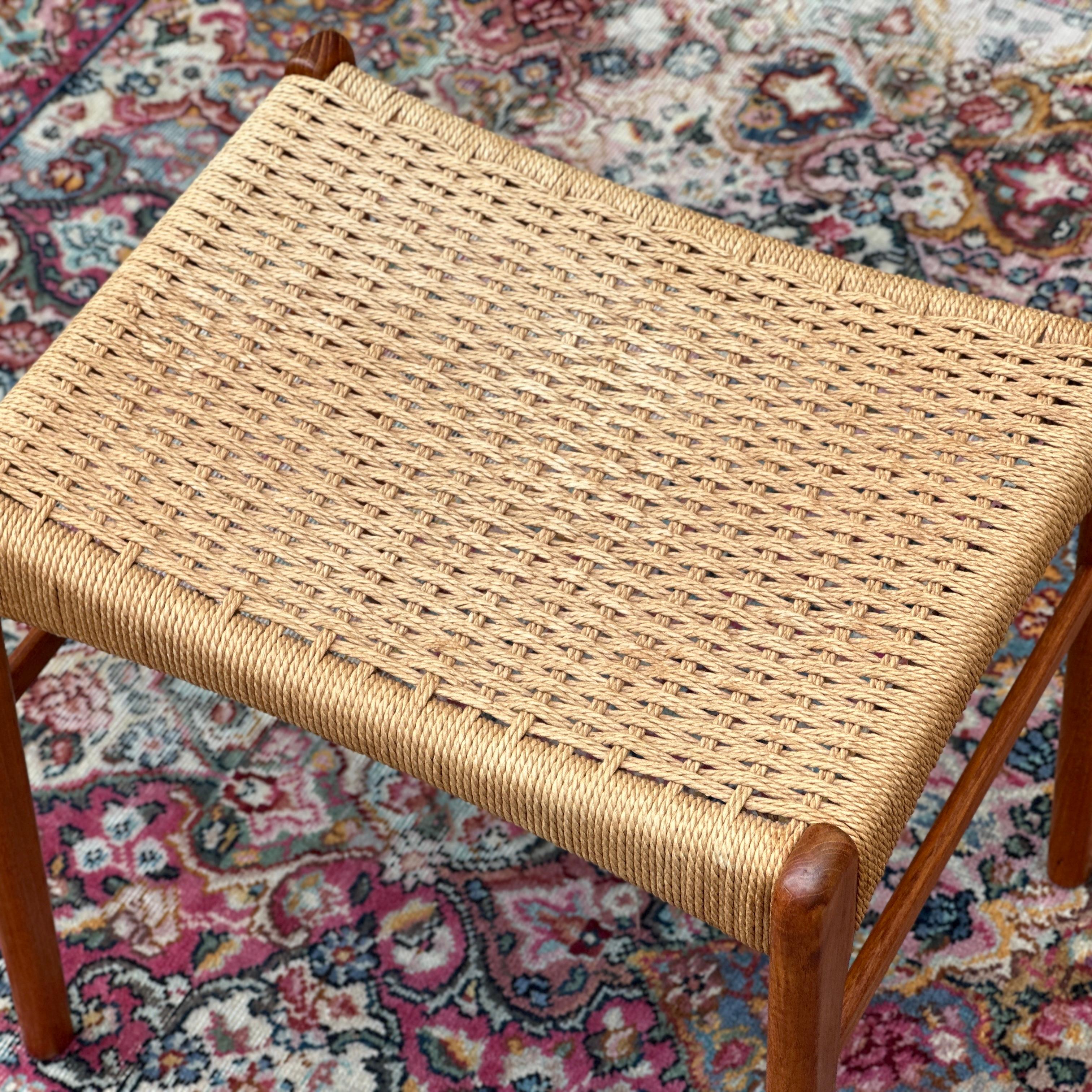 Danish Modern Peder Kristensen Teak and Woven Rope Low Stool or Bench In Good Condition In West Chester, PA