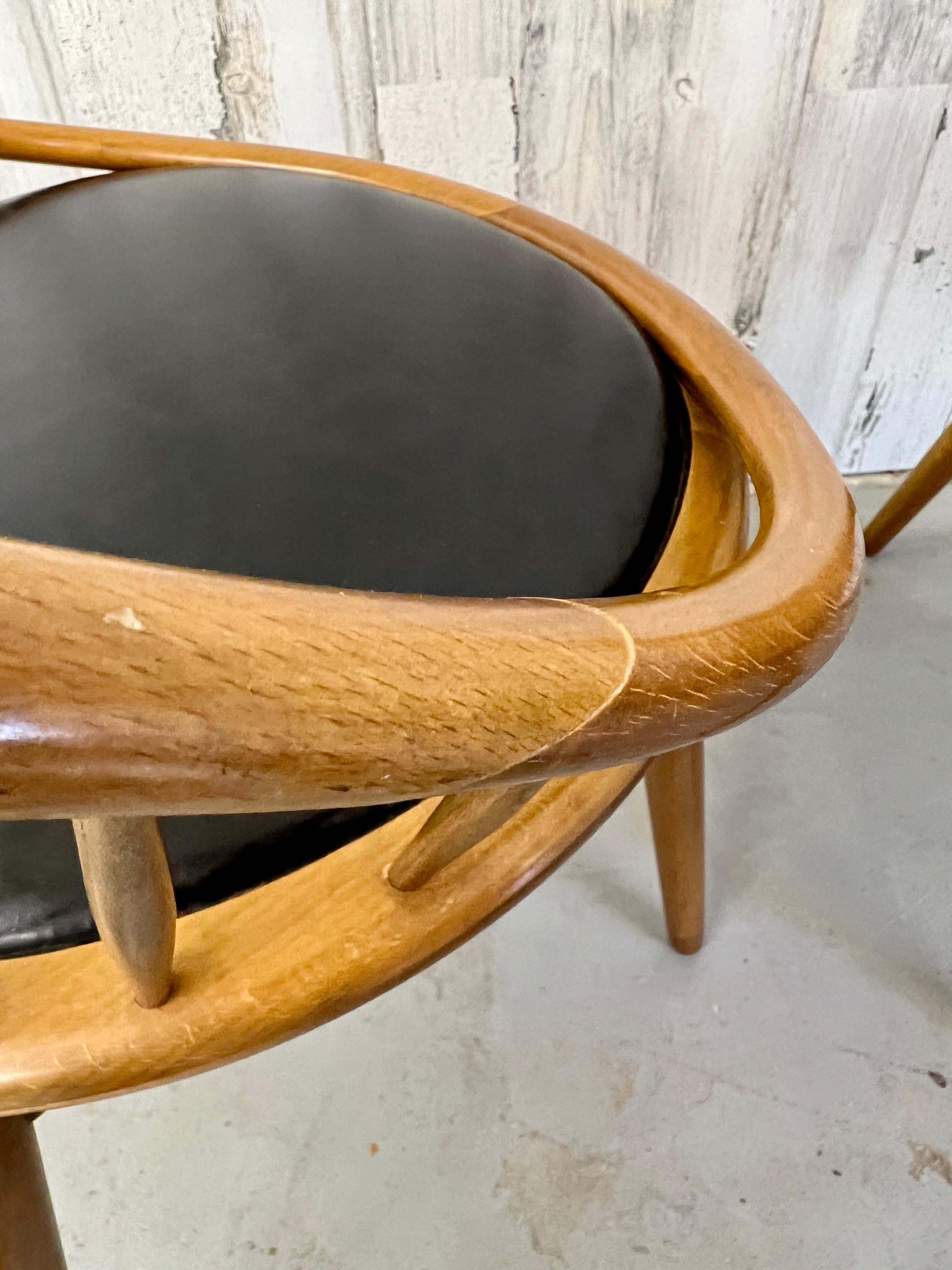 Danish Modern Petit Hoop Chairs For Sale 6