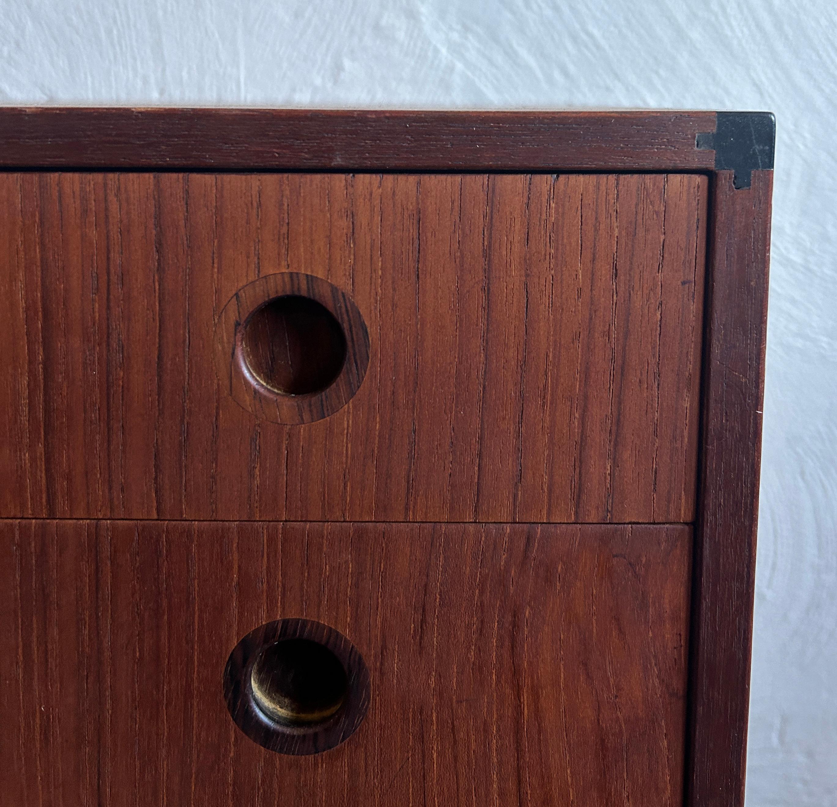 Steel Danish modern Petite teak chest of drawers by Hans Hove & Palle Petersen For Sale