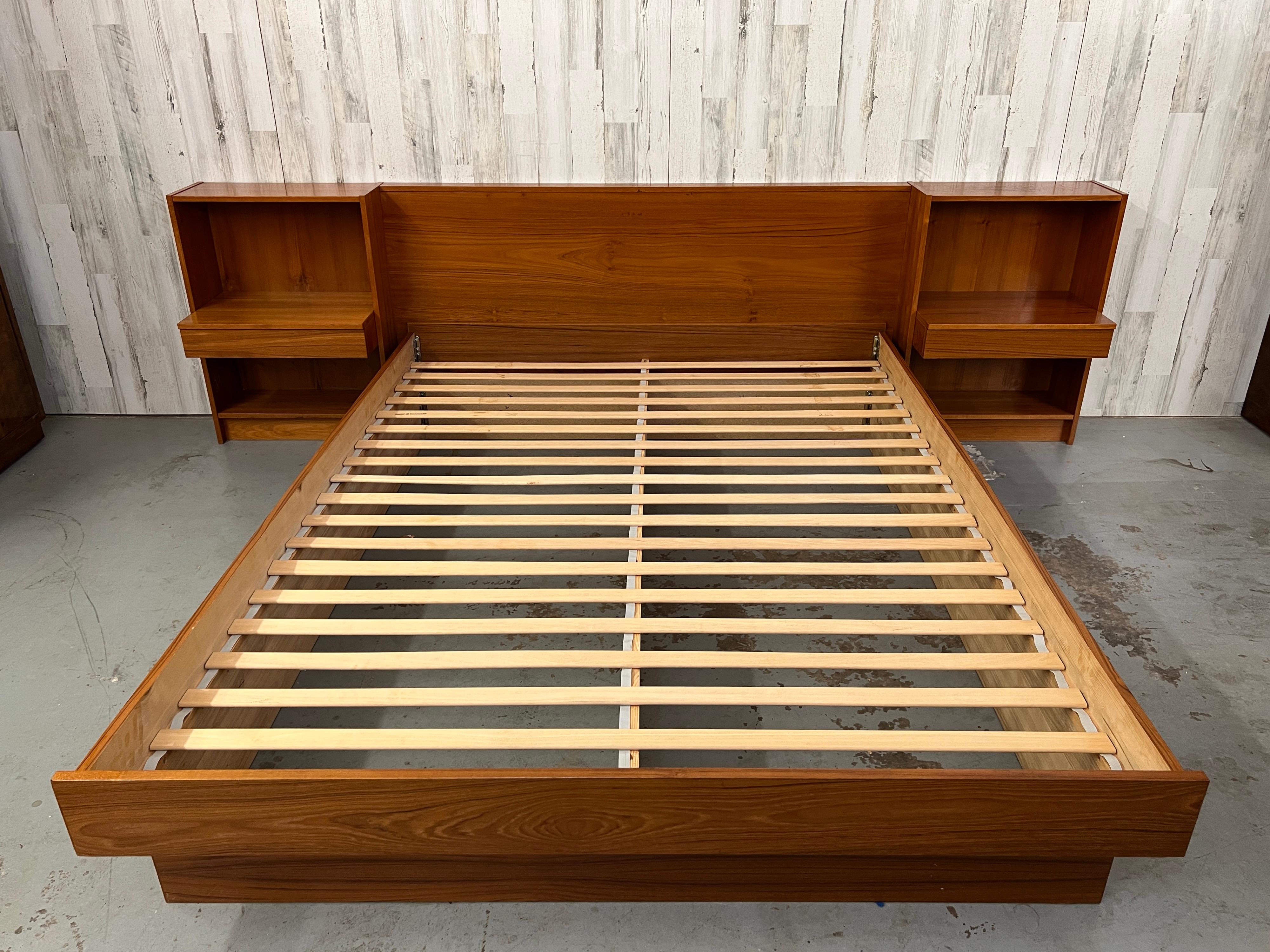 Mid-Century Modern Danish Modern Platform Bed & Nightstands- Queen Size