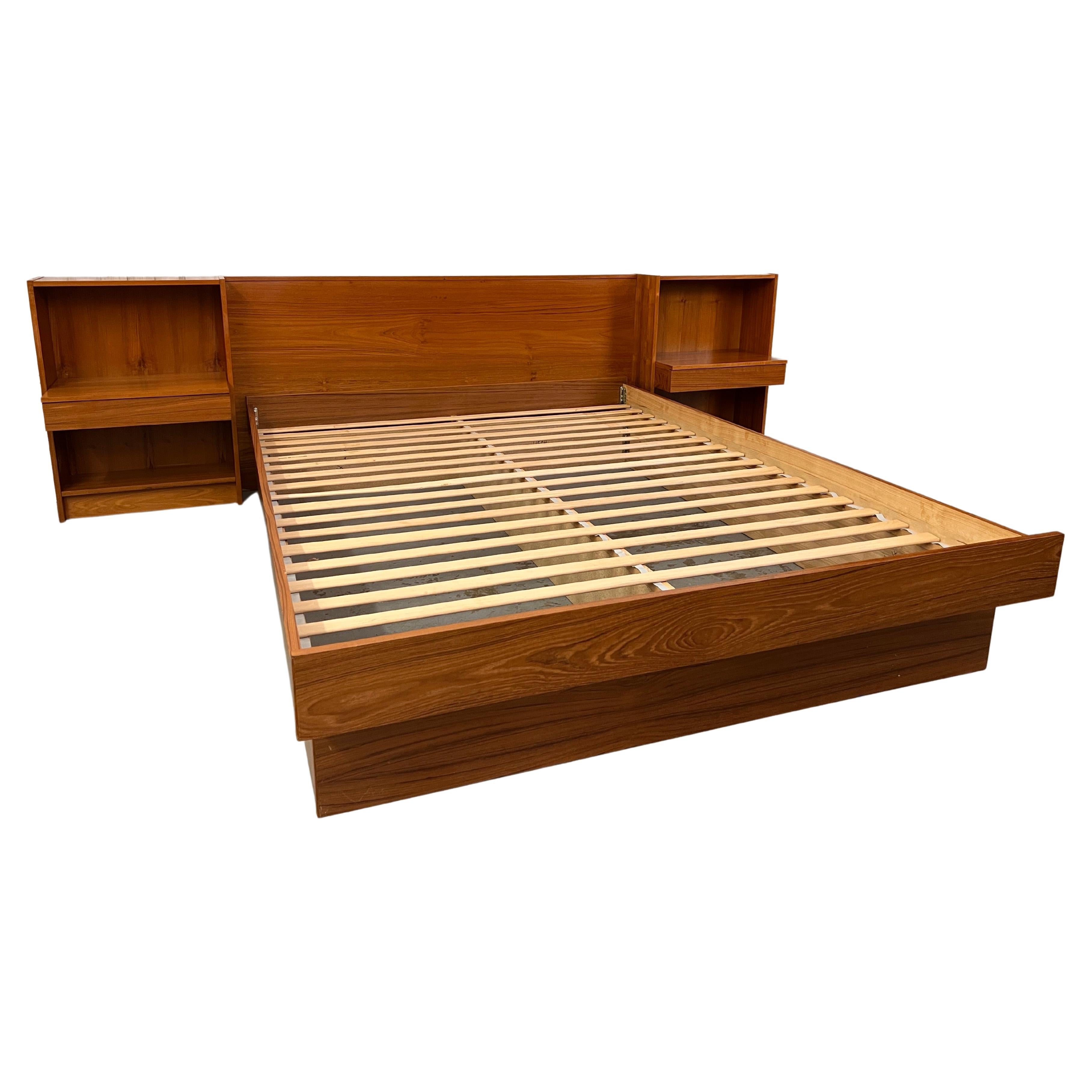 Danish Modern Platform Bed & Nightstands- Queen Size