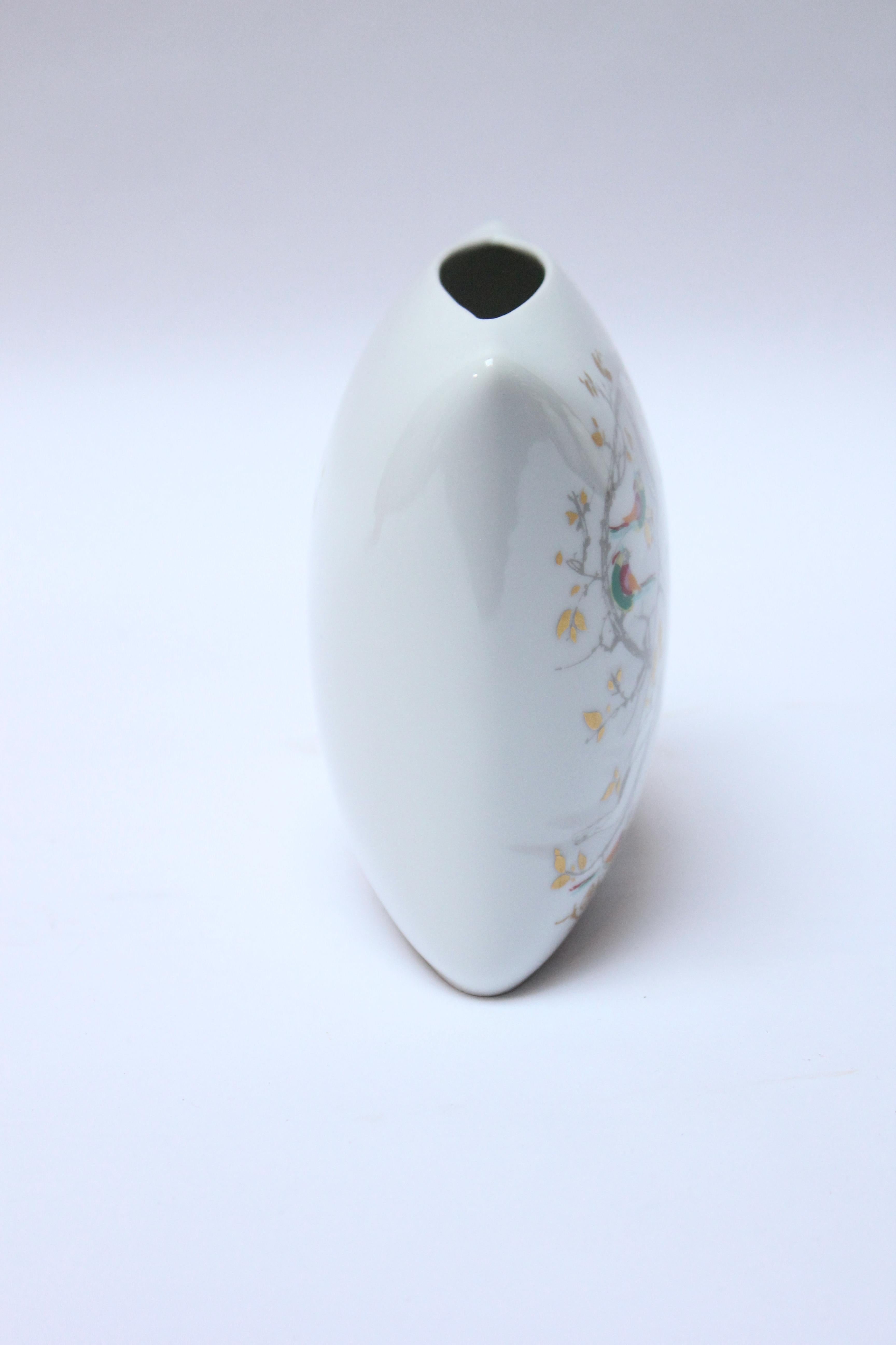 Scandinave moderne Vase en porcelaine moderne danois de Bjrn Wiinblad pour Rosenthal en vente