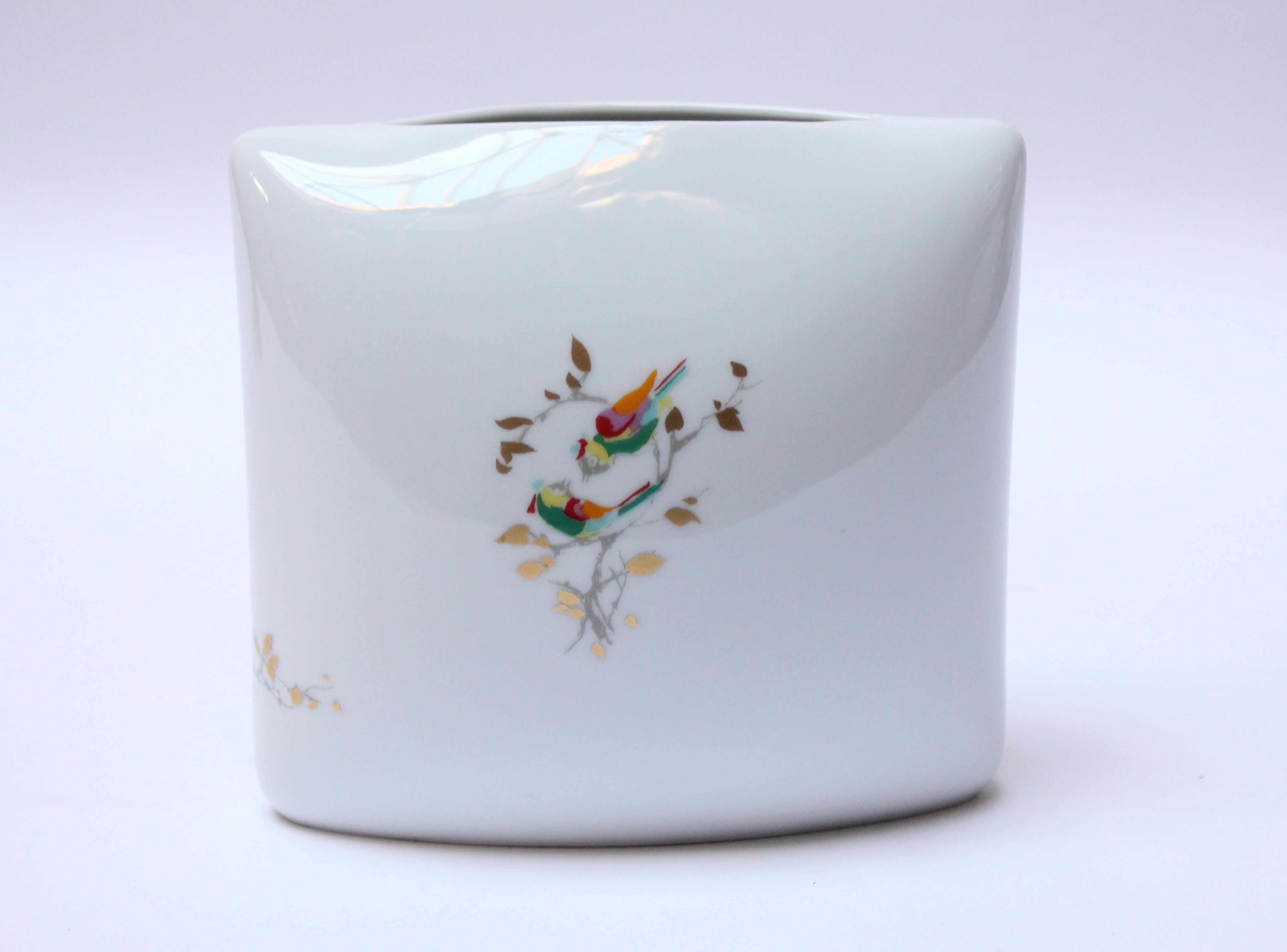 Danish Modern Porcelain Vase by Bjørn Wiinblad for Rosenthal In Good Condition For Sale In Brooklyn, NY