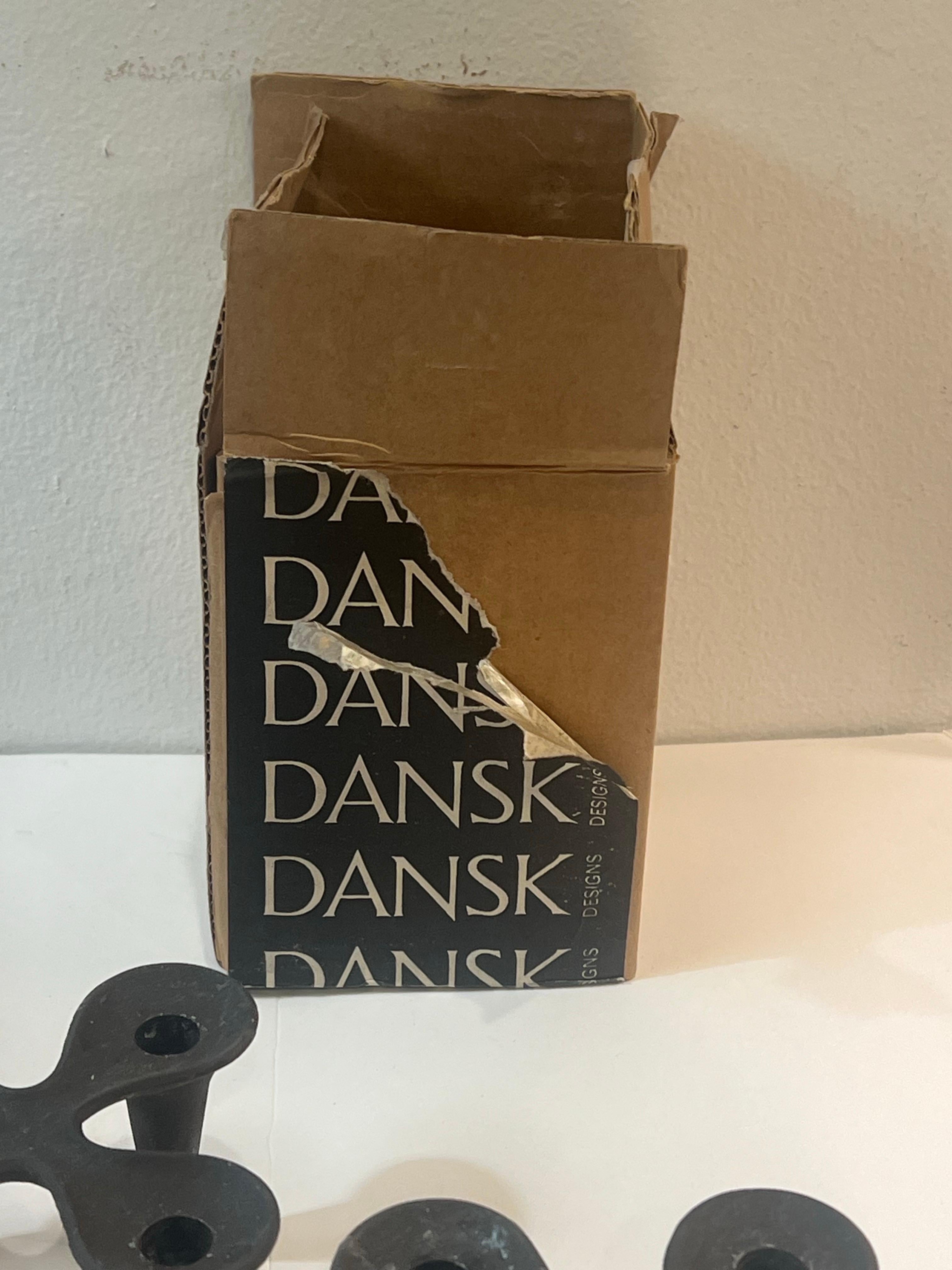 Dänische Moderne Seltenes Paar eiserne Dansk-Kerzenständer von Quistgaard (20. Jahrhundert) im Angebot