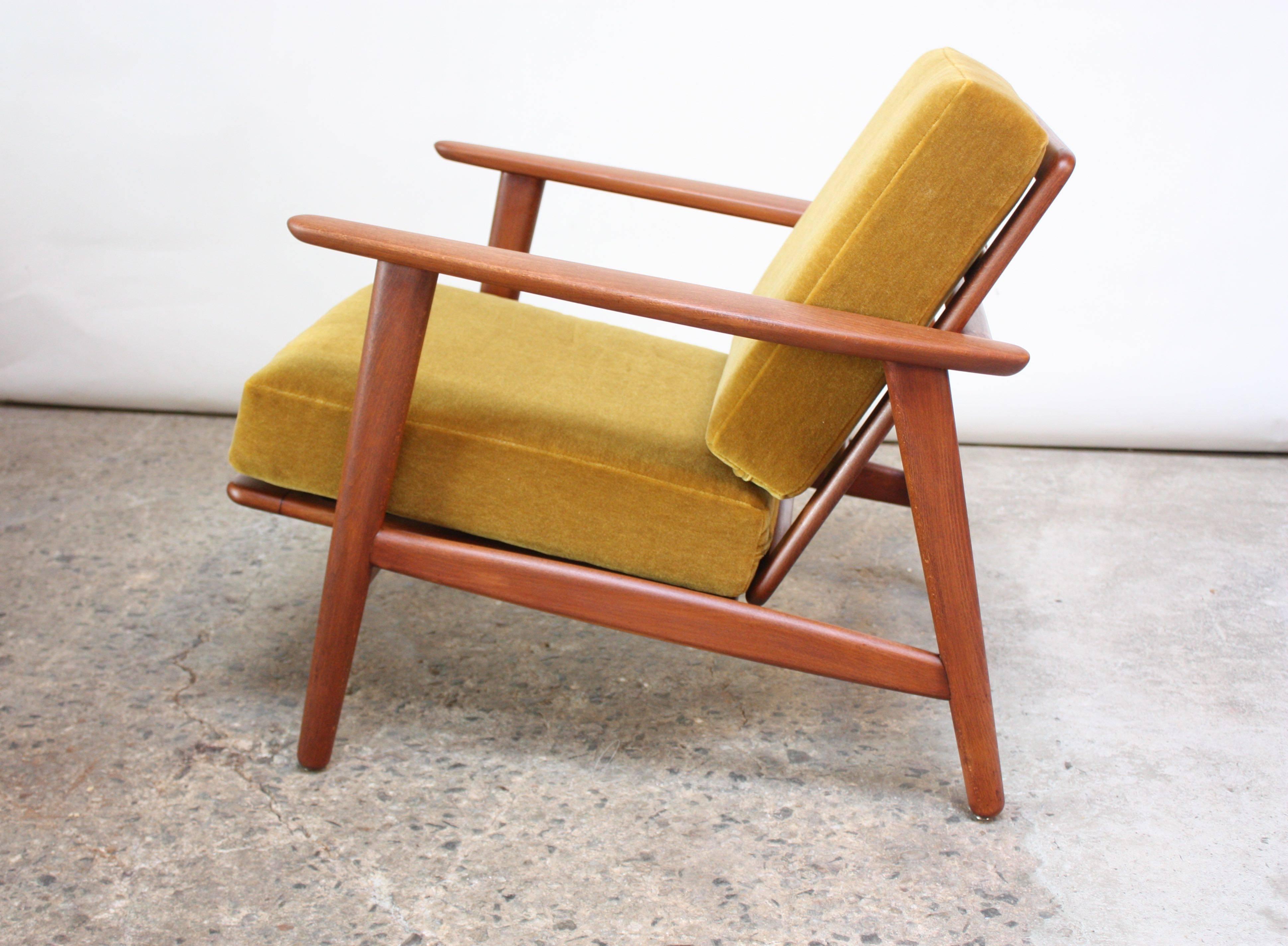 Danish Modern Reclining Lounge Chair in Ochre Mohair In Excellent Condition In Brooklyn, NY