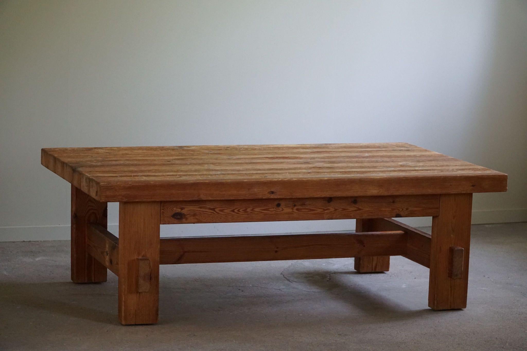 Danish Modern Rectangular Brutalist Coffee Table in Solid Pomeranian Pine, 1970s 8