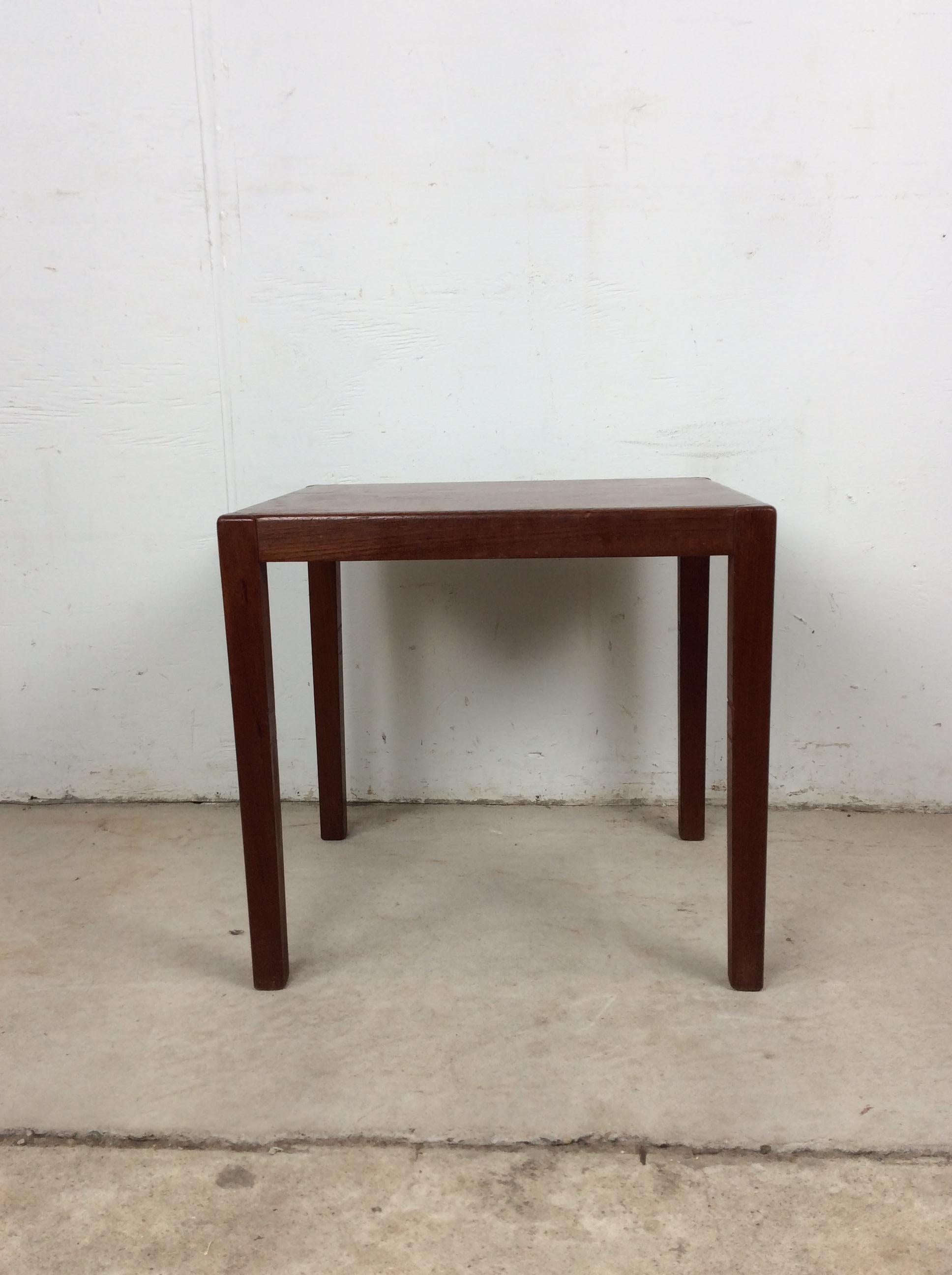 Mesa auxiliar rectangular danesa moderna de teca en venta 4