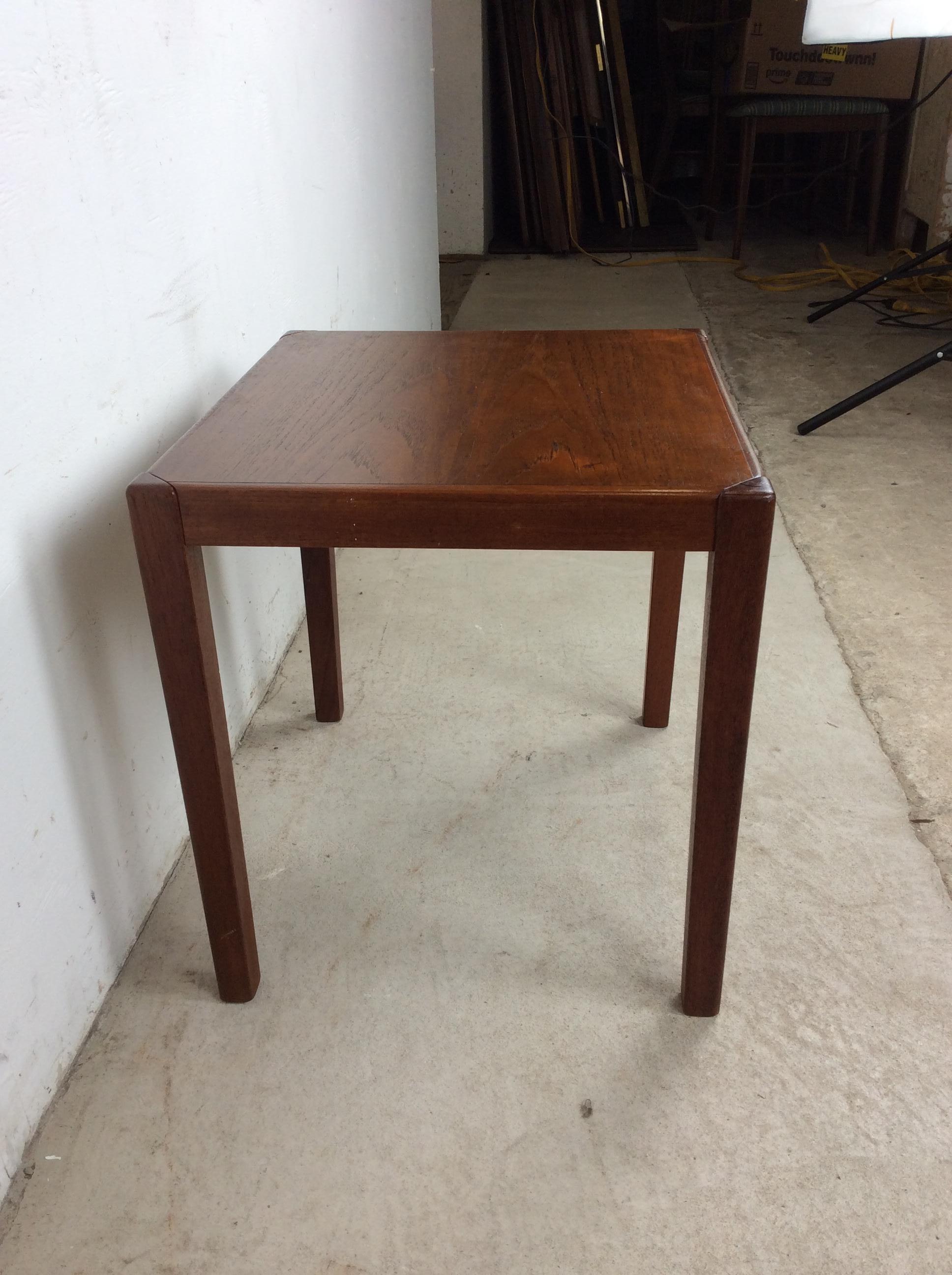 Mesa auxiliar rectangular danesa moderna de teca Teca en venta