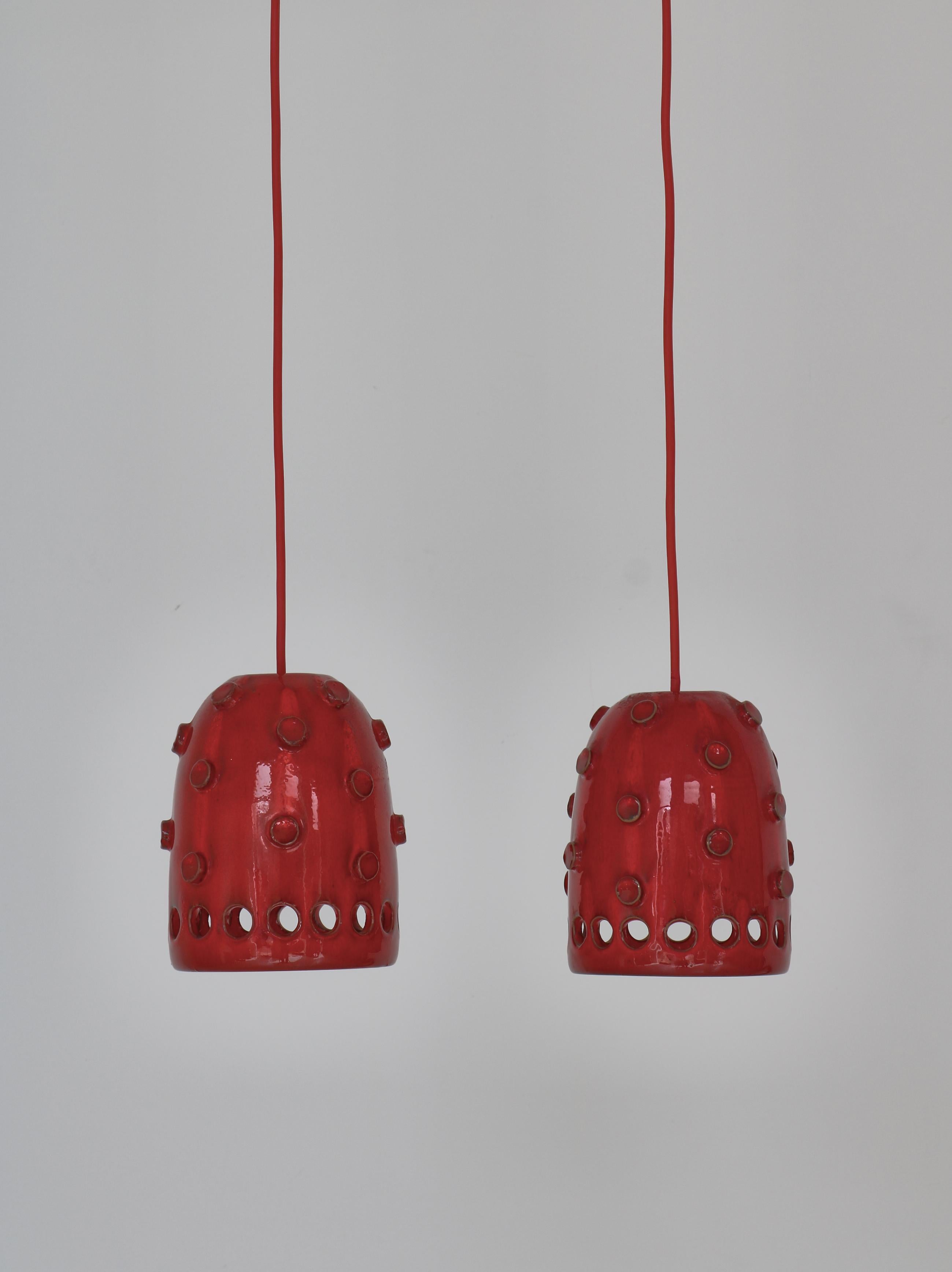 Danish Modern Red Ceramics Pendants by Jette Hellerøe at Axella Studio, 1970s In Good Condition For Sale In Odense, DK