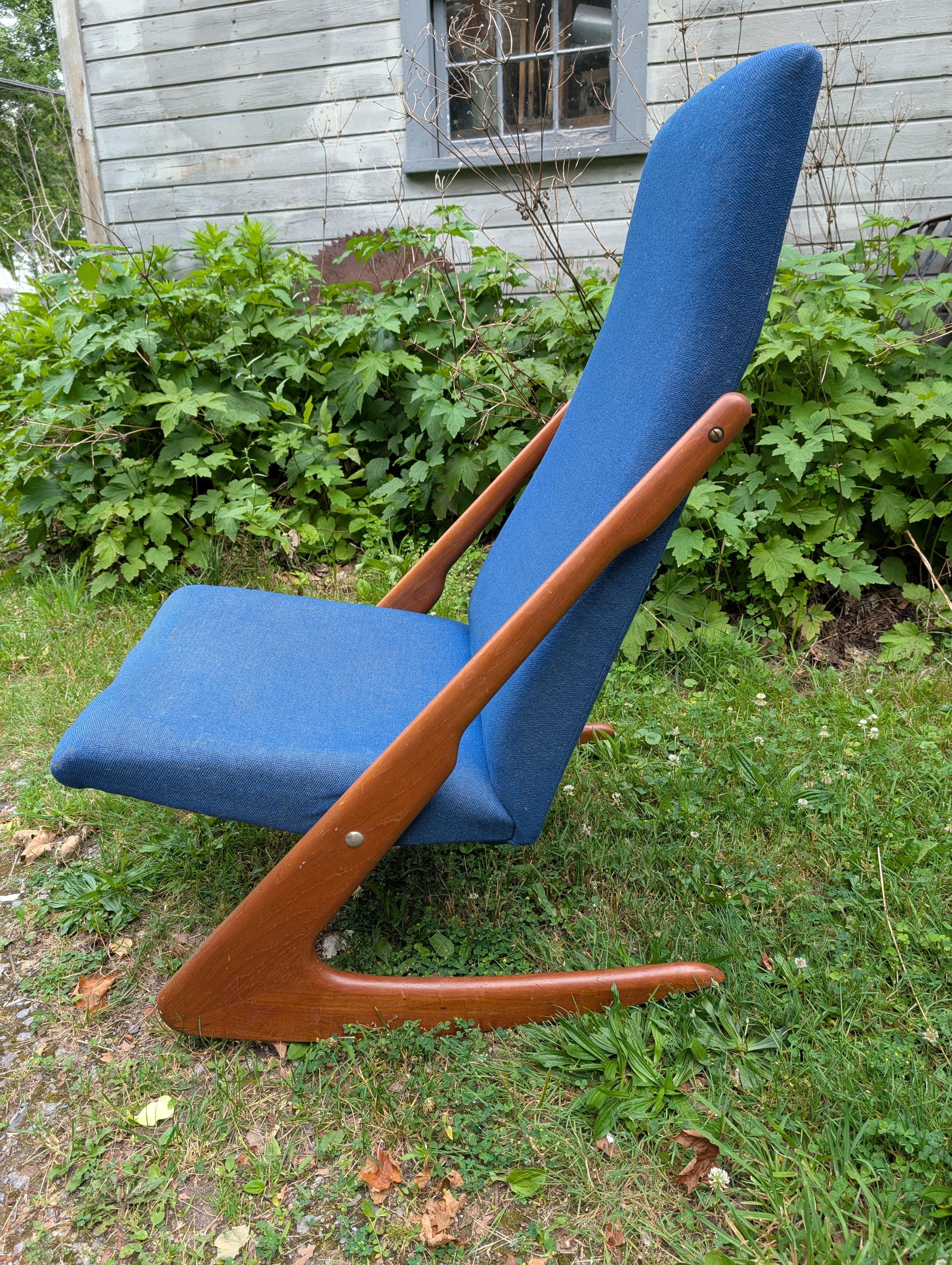 Fauteuil à bascule moderne danois par Mogens Kold vers 1960 en vente 1
