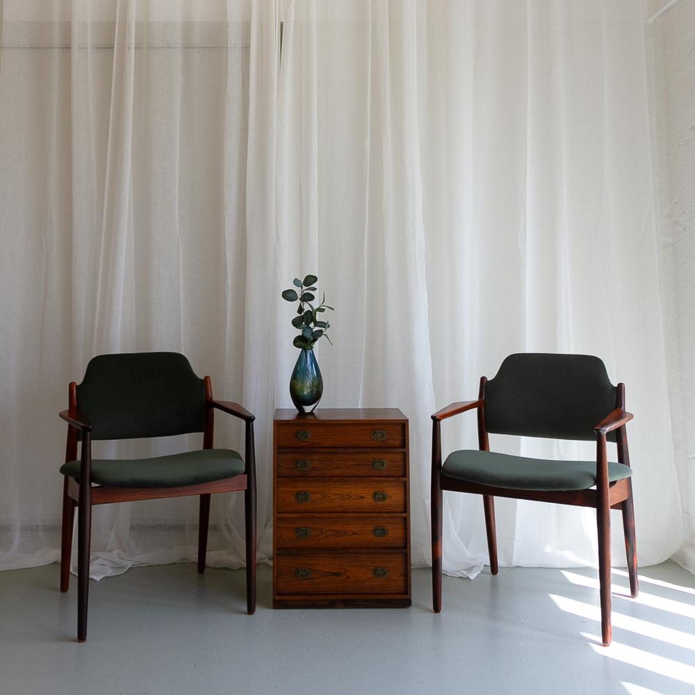 Poltrone moderne danesi in palissandro Model 62A di Arne Vodder, anni '60. Set di 2. in vendita 13