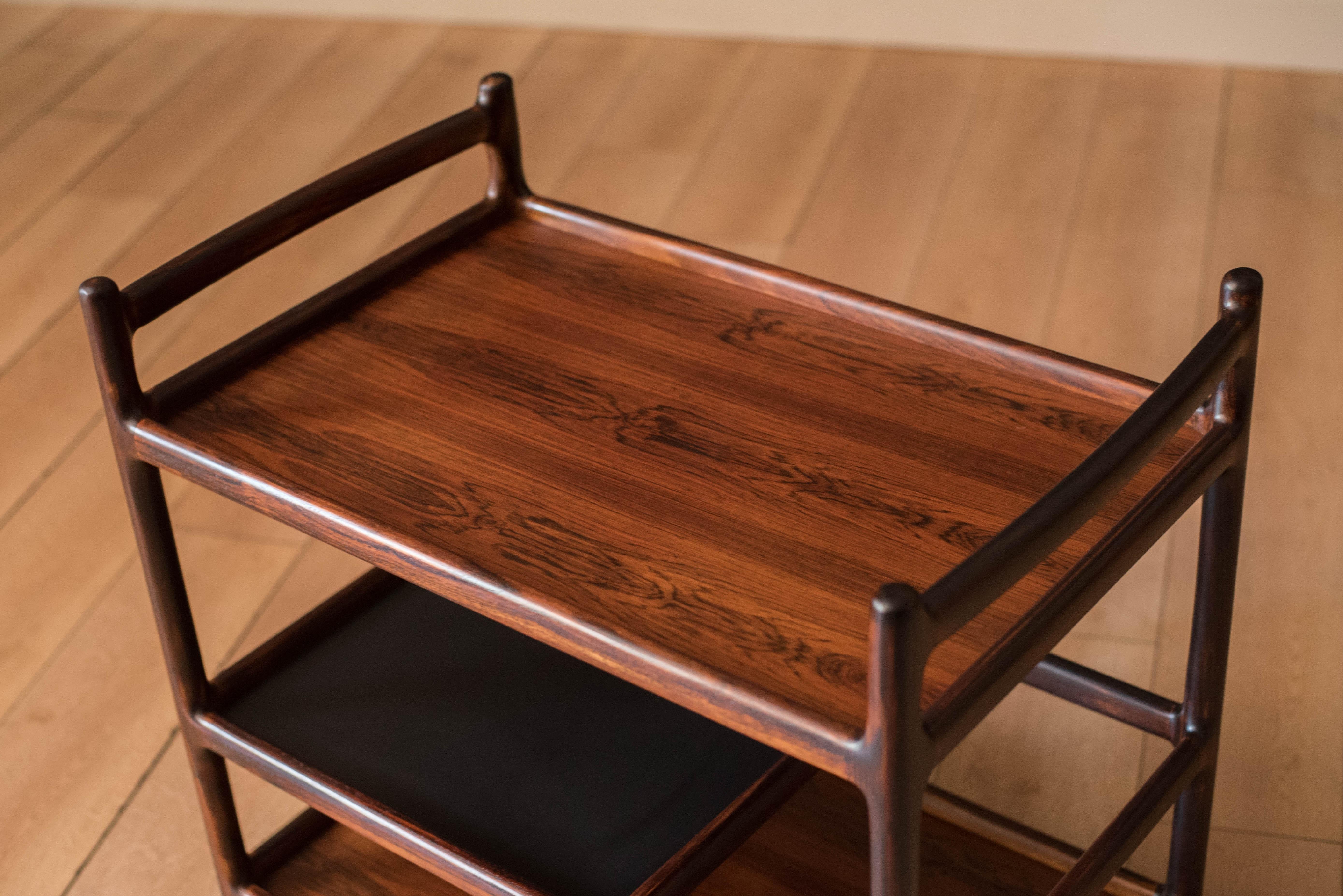 Danish Modern Rosewood Bar Cart Trolley by Johannes Andersen for CFC Silkeborg In Good Condition In San Jose, CA