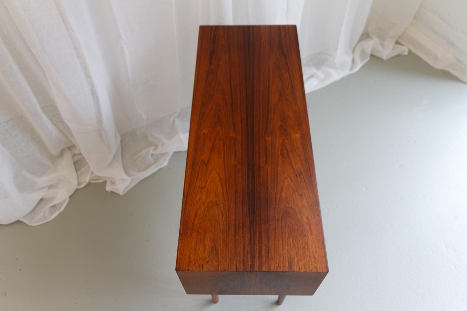 Danish Modern Rosewood Bedside Chest by Niels Clausen for NC Møbler, 1960s. For Sale 8