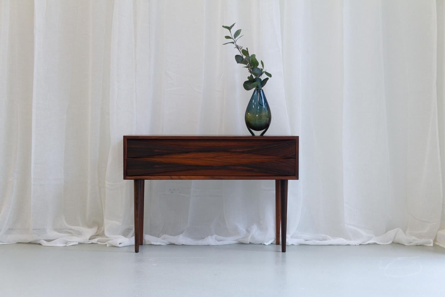 Danish Modern Rosewood Bedside Chest by Niels Clausen for NC Møbler, 1960s. For Sale 10