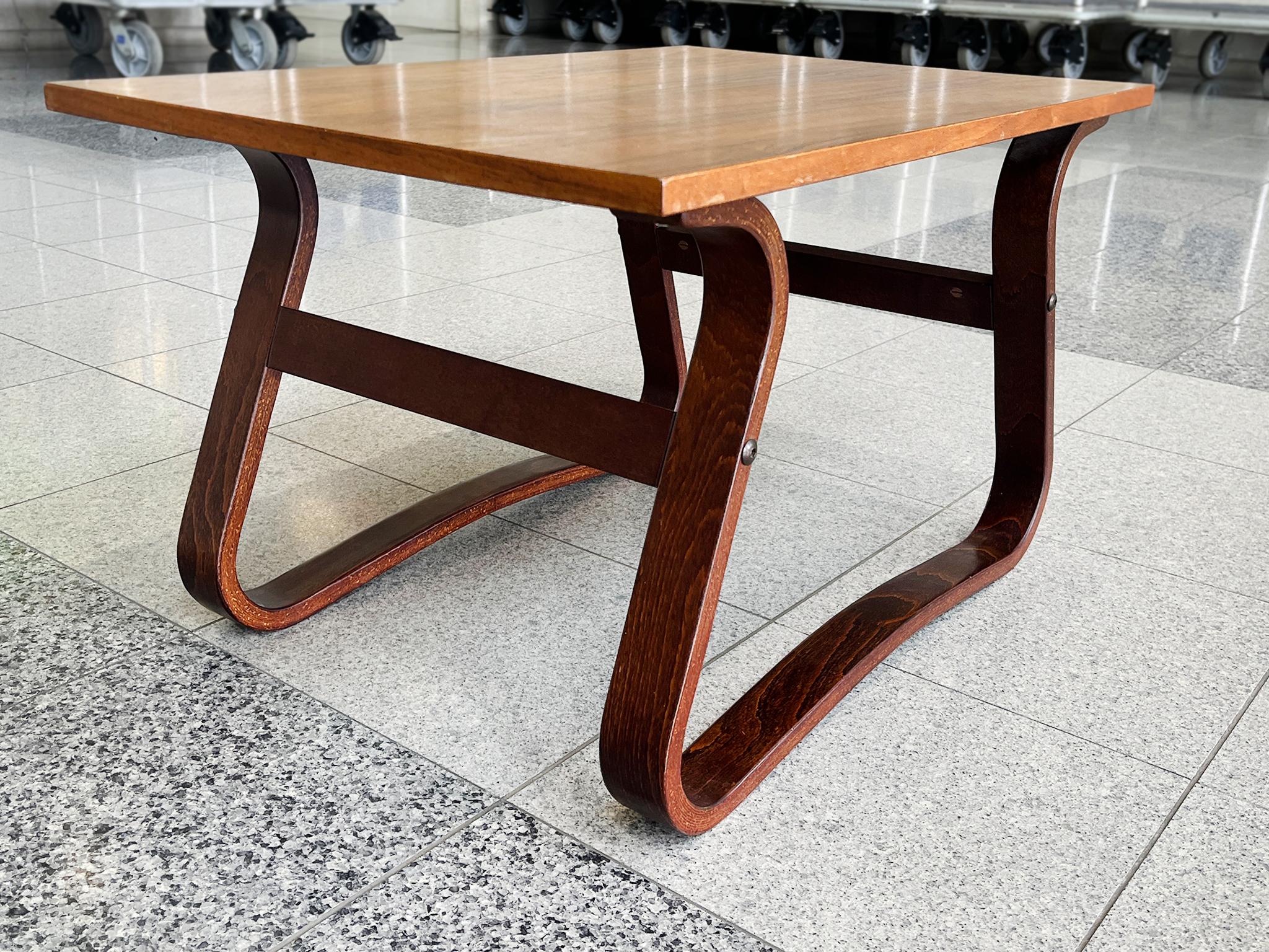 Danois Table d'appoint danoise moderne en bois de rose et hêtre en vente