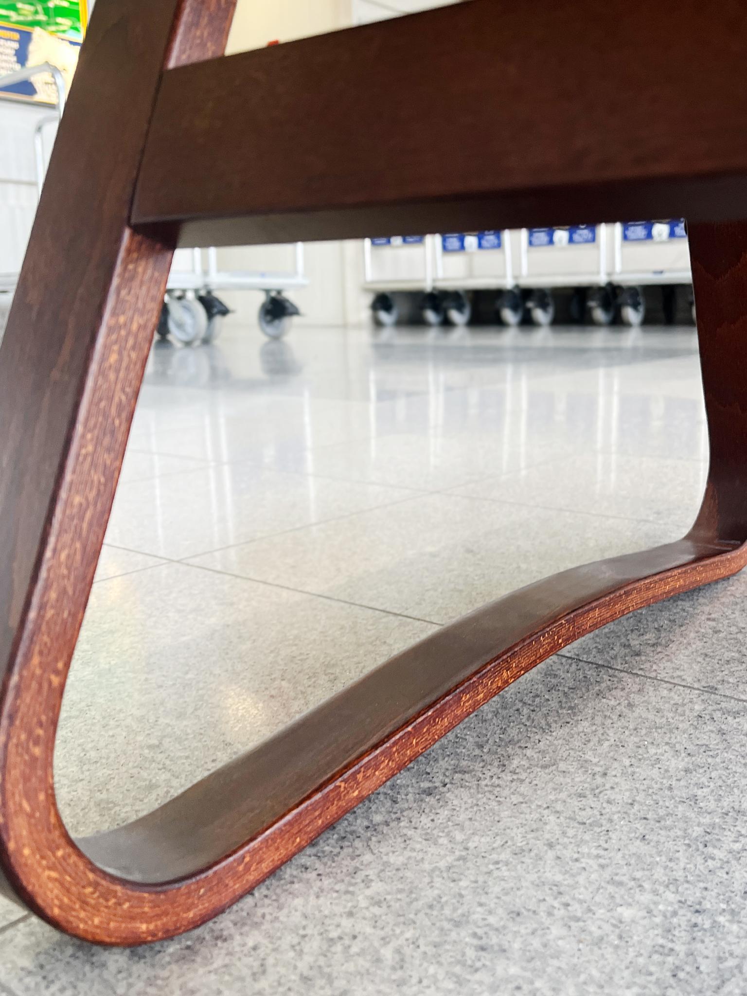 Table d'appoint danoise moderne en bois de rose et hêtre en vente 2