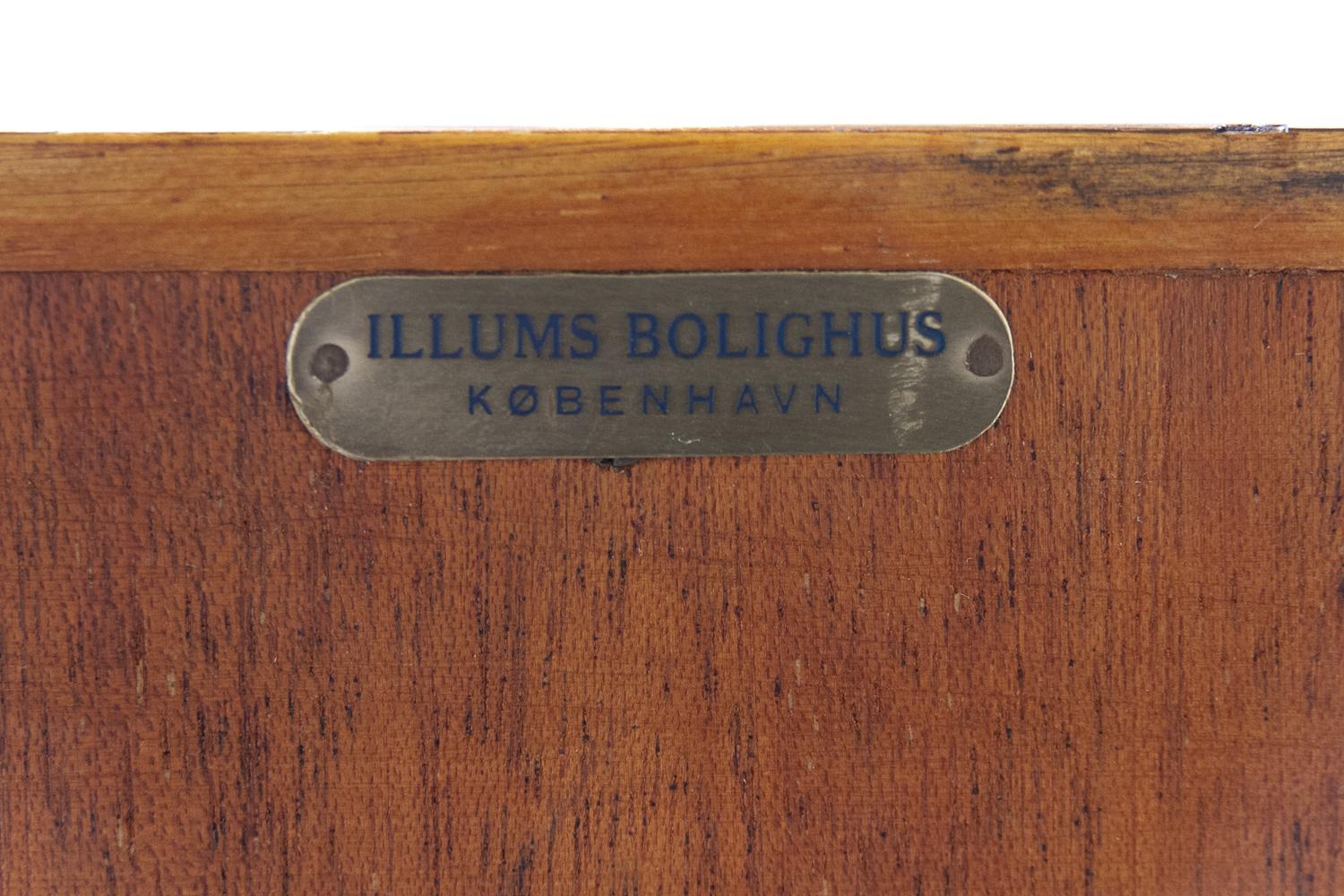 Danish Modern Rosewood Bookcase by Frode Holm for Illums, 1950s. For Sale 5