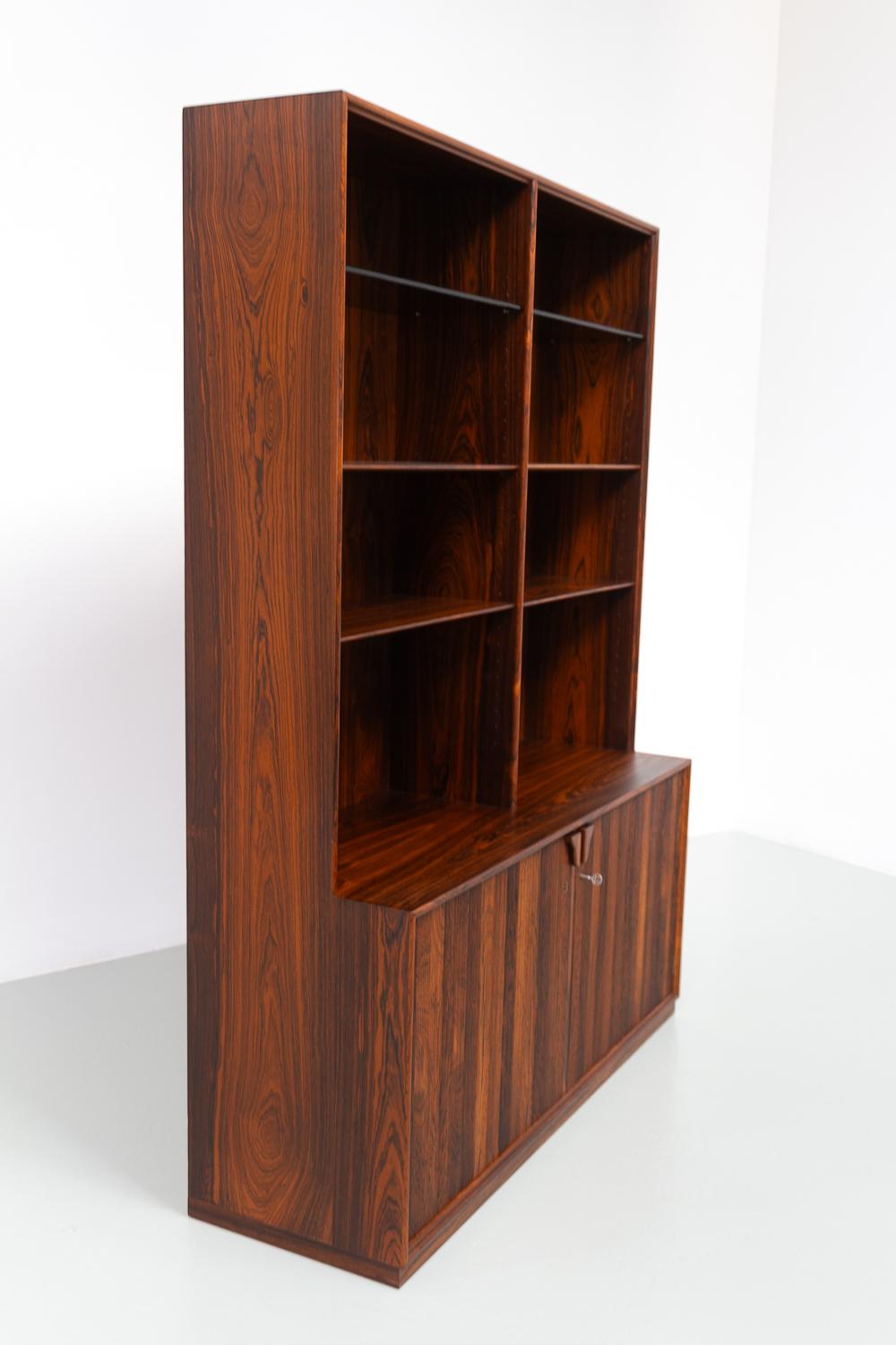 Danish Modern Rosewood Bookcase by Frode Holm for Illums, 1950s. For Sale 7