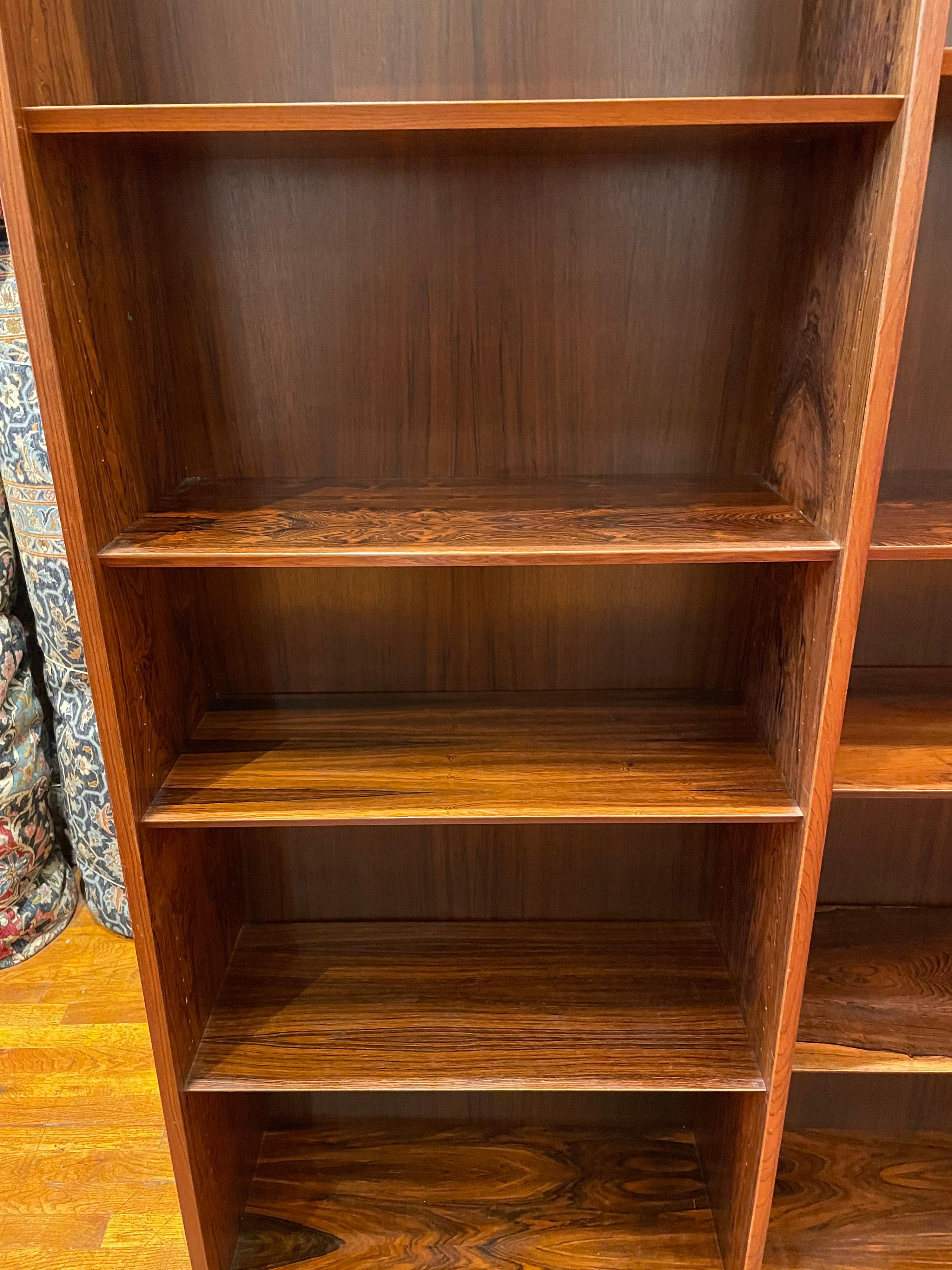 Danish Modern Rosewood Bookcase by Poul Hundevad In Good Condition In San Diego, CA