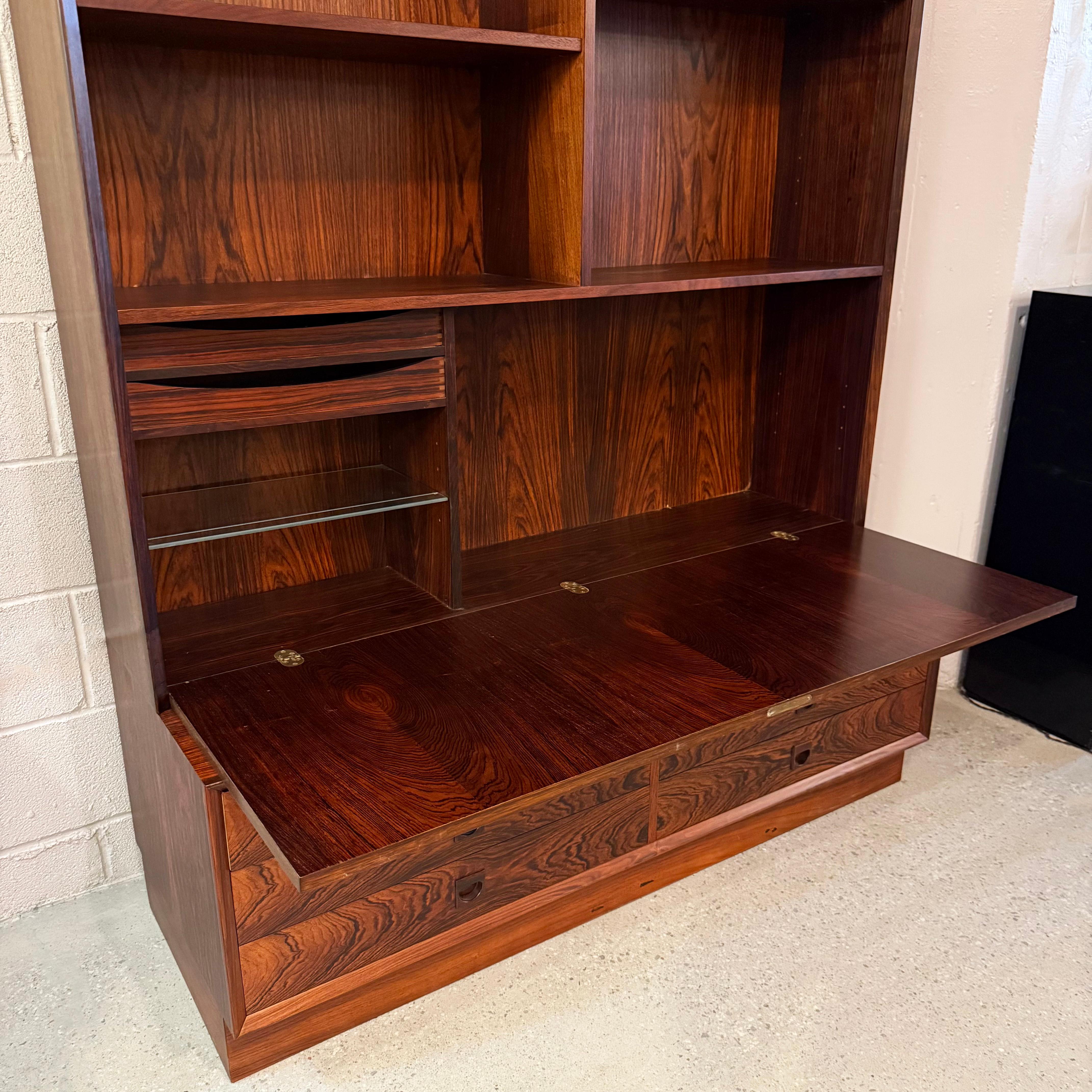 Danish Modern Rosewood Bookcase Cabinet By Brouer Møbelfabrik For Sale 2