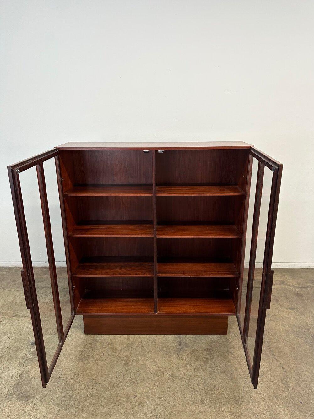 Danish Modern Rosewood Bookcase, San Francisco In Good Condition In Los Angeles, CA
