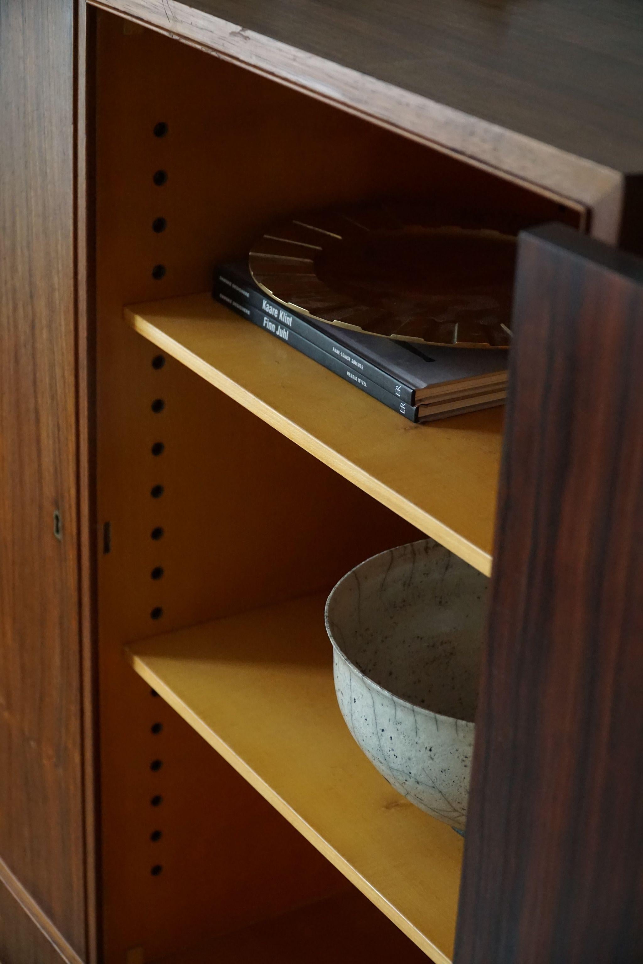 Danish Modern Rosewood Cabinet, Ole Wanscher, Denmark, Made in 1940s In Good Condition In Odense, DK