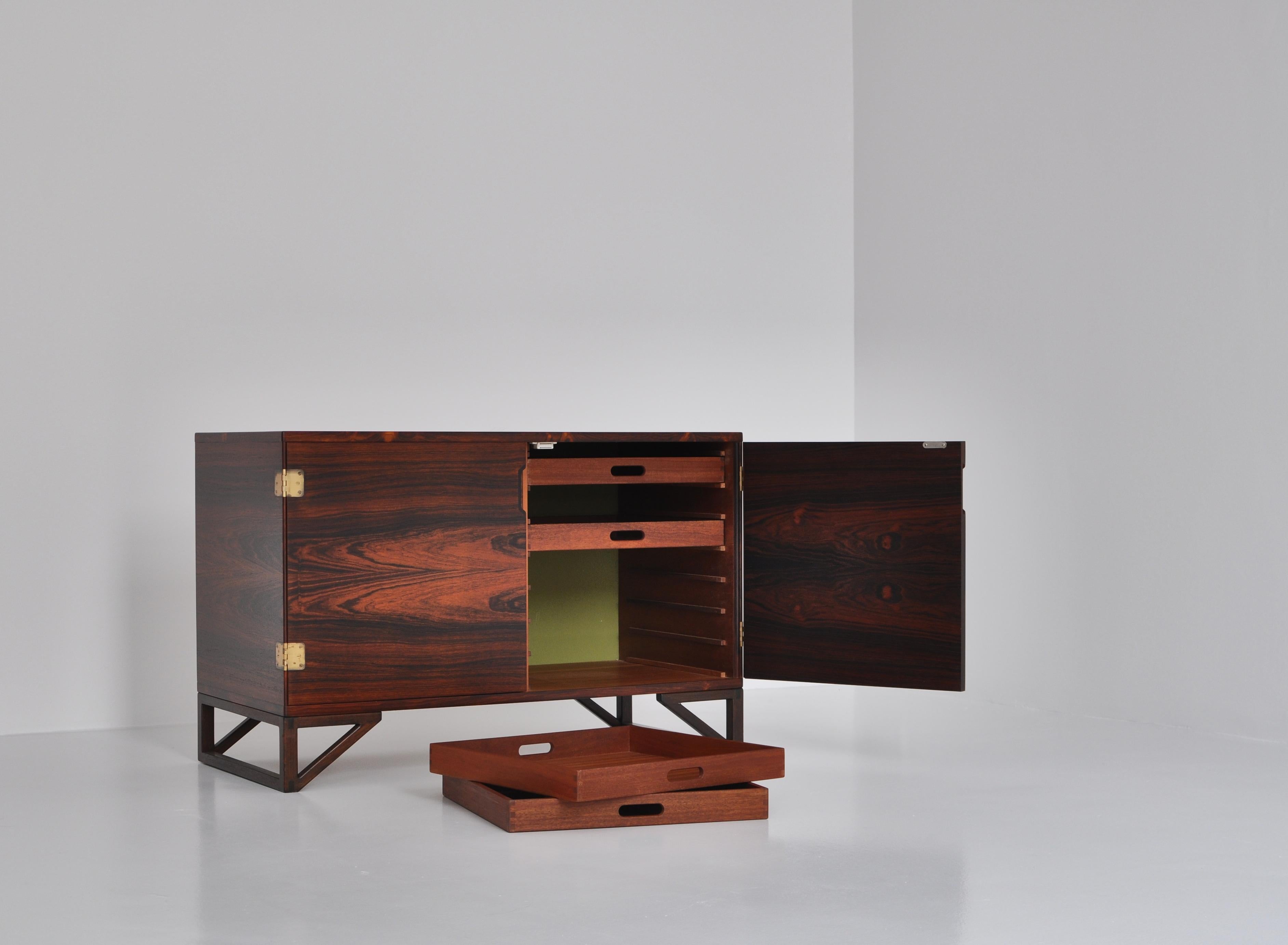 Danish Modern Rosewood Cabinet / Sideboard by Svend Langkilde for Illums, 1960s 3