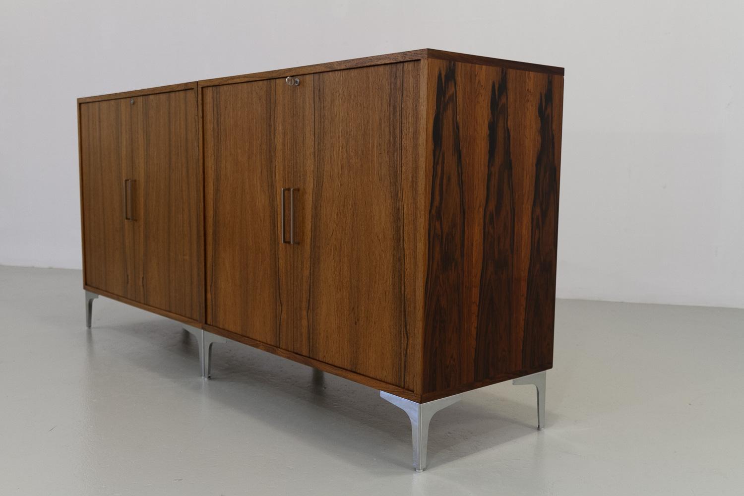Armadi moderni danesi in palissandro di Bjerringbro Savværk, anni '60. Set di 2. in vendita 3